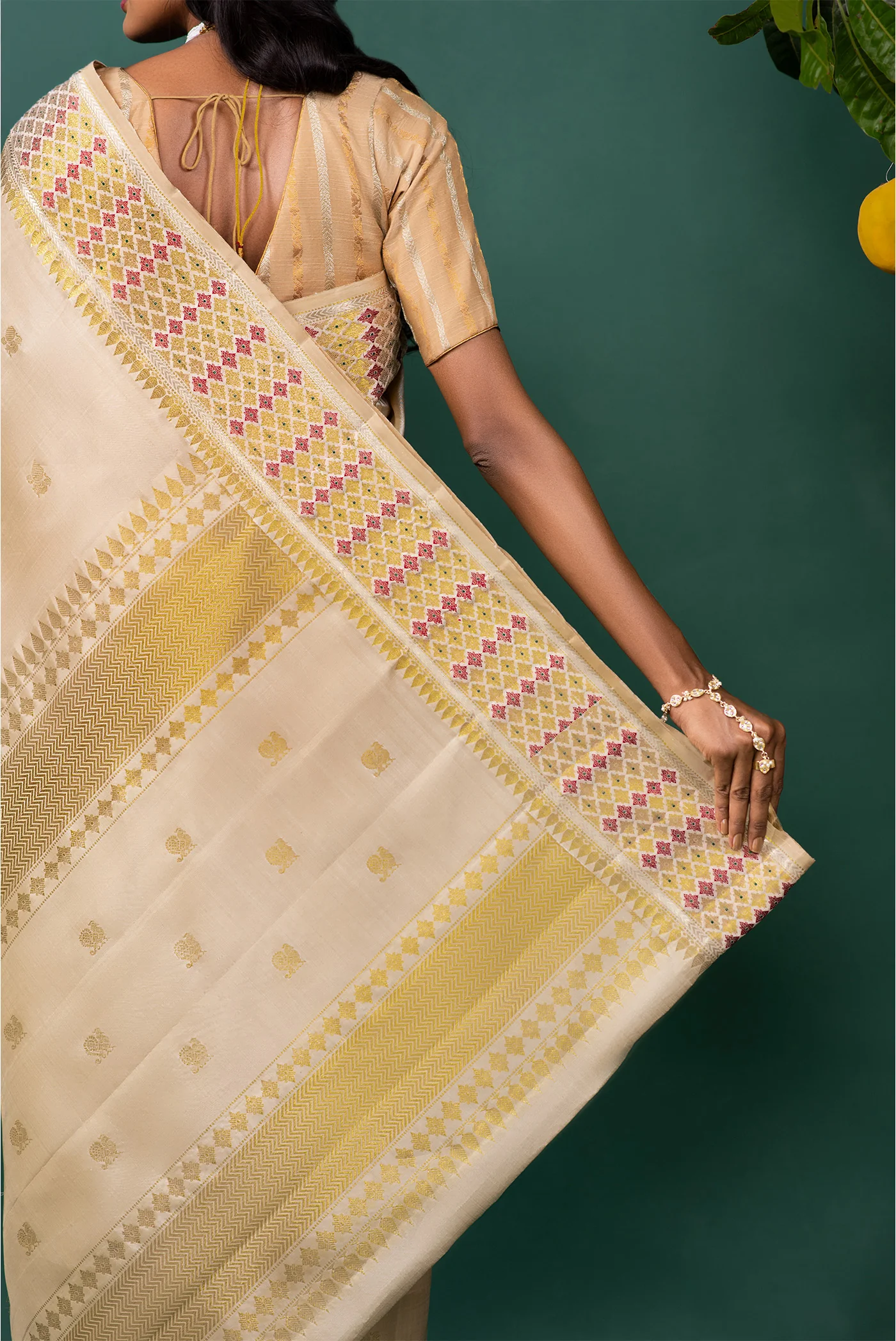 Amodhini - Off White Kanchipuram Silk Saree - Image 8