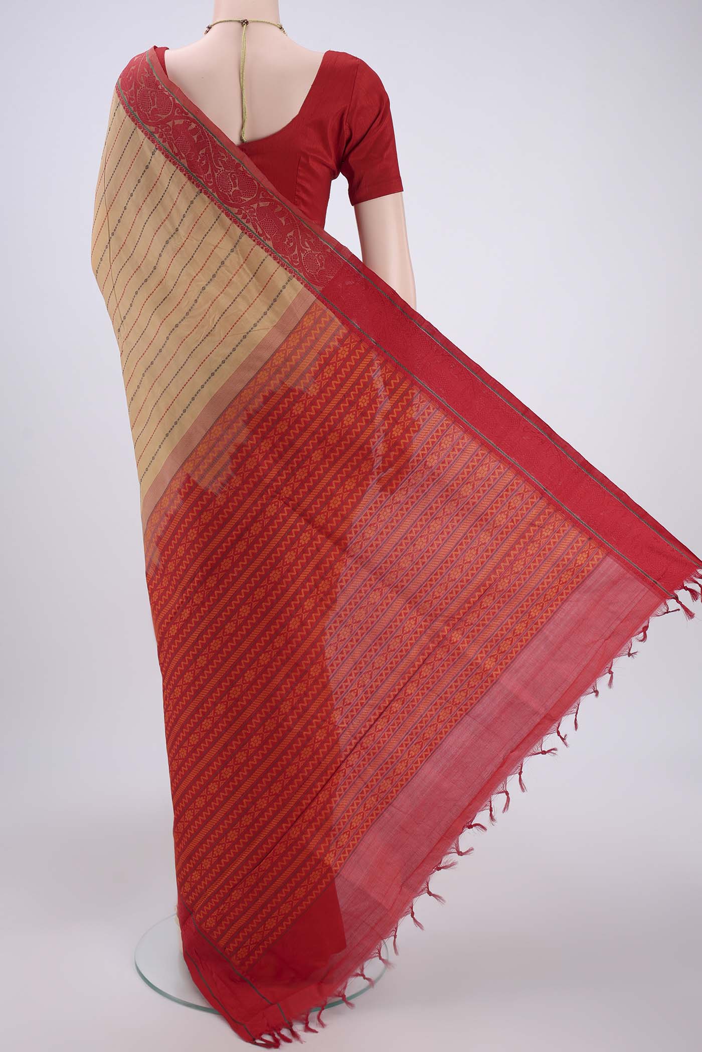 Beige Blended Poly Cotton Saree - Image 3