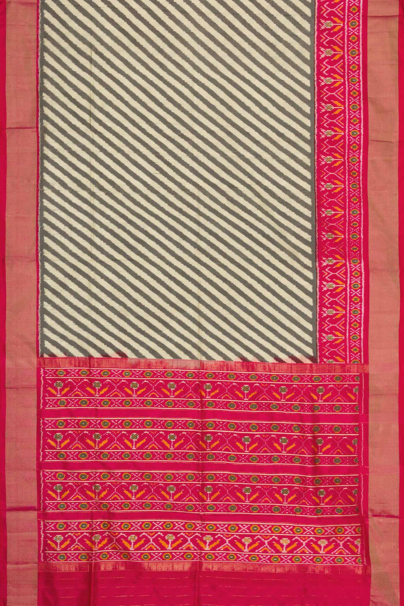 Multi Color Pochampally Silk Saree - Image 6