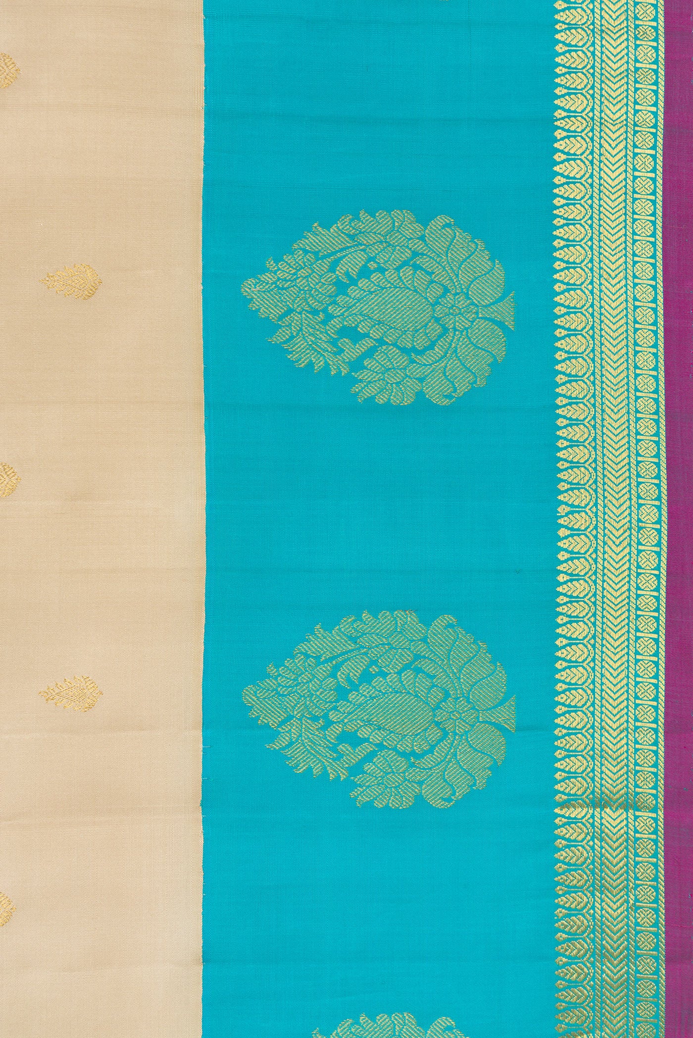 Beige Gadwal Silk Saree - Image 3