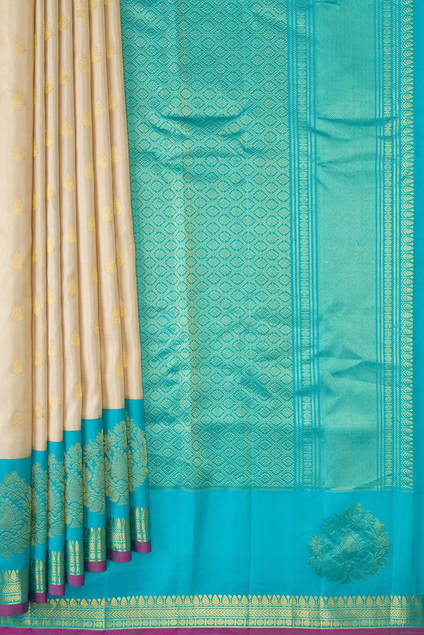Beige Gadwal Silk Saree - Image 4