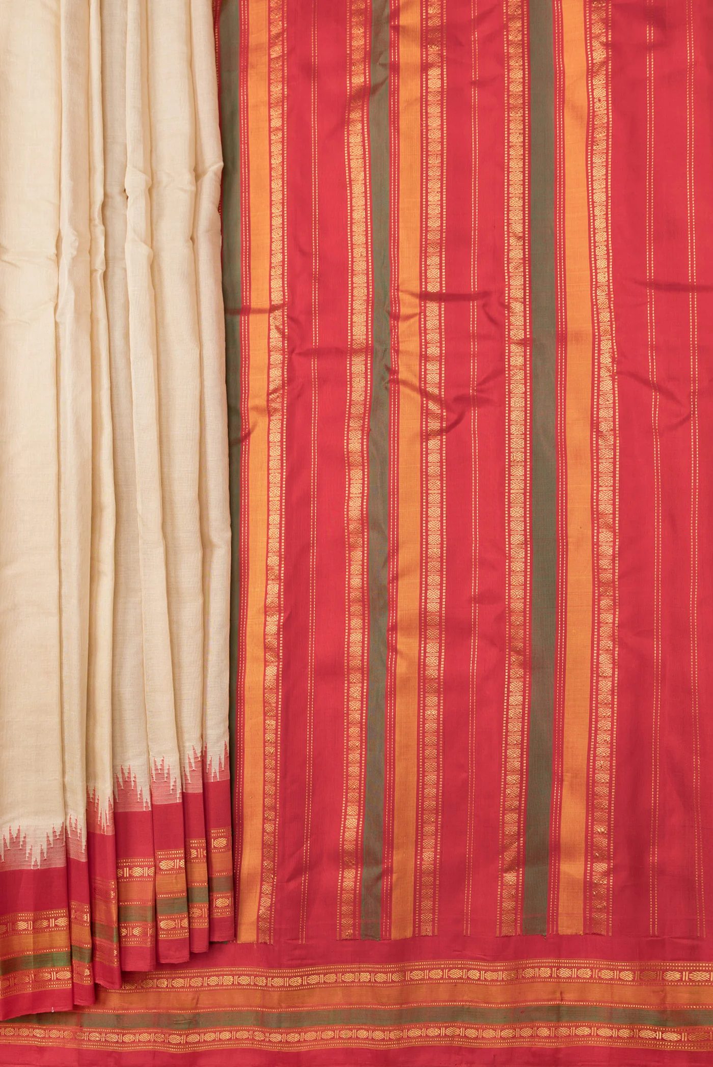 Beige Gadwal Silk Saree - Image 4