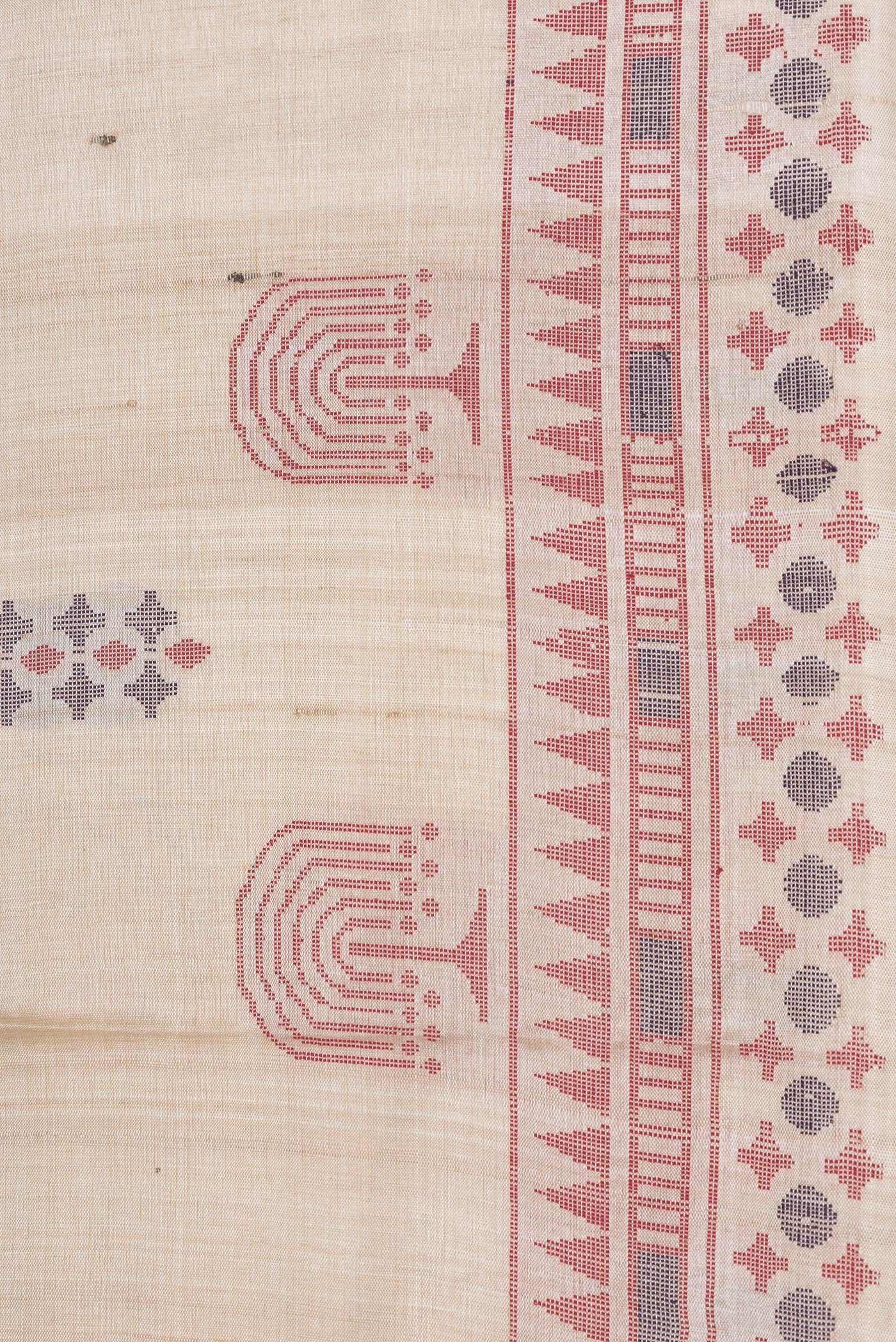 Beige Tussar Silk Saree - Image 3