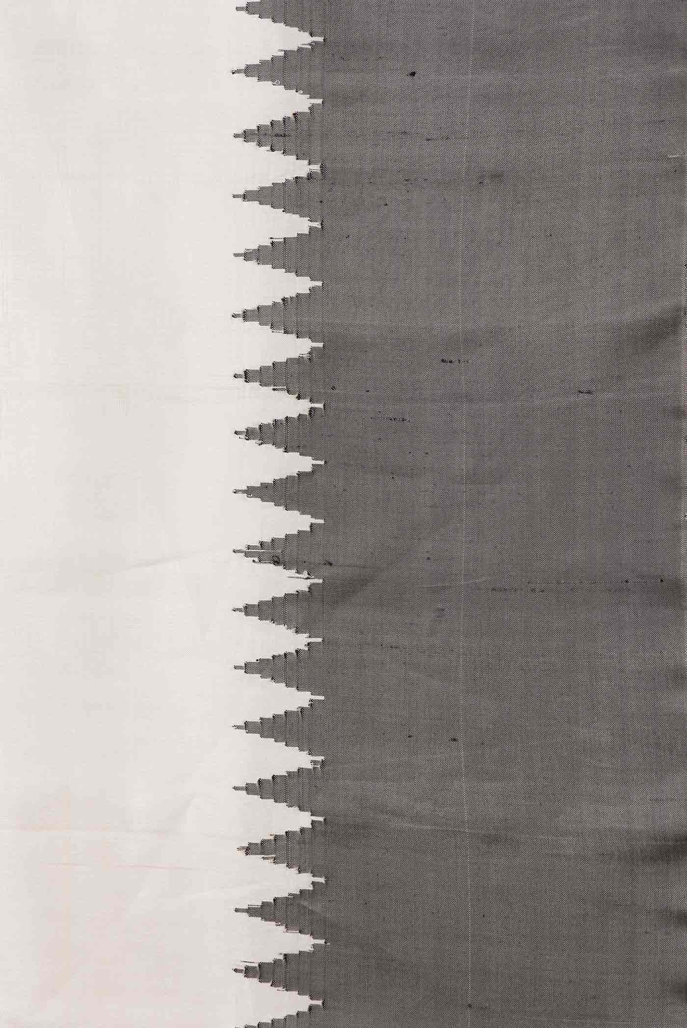 Off White Gadwal Silk Saree - Image 5