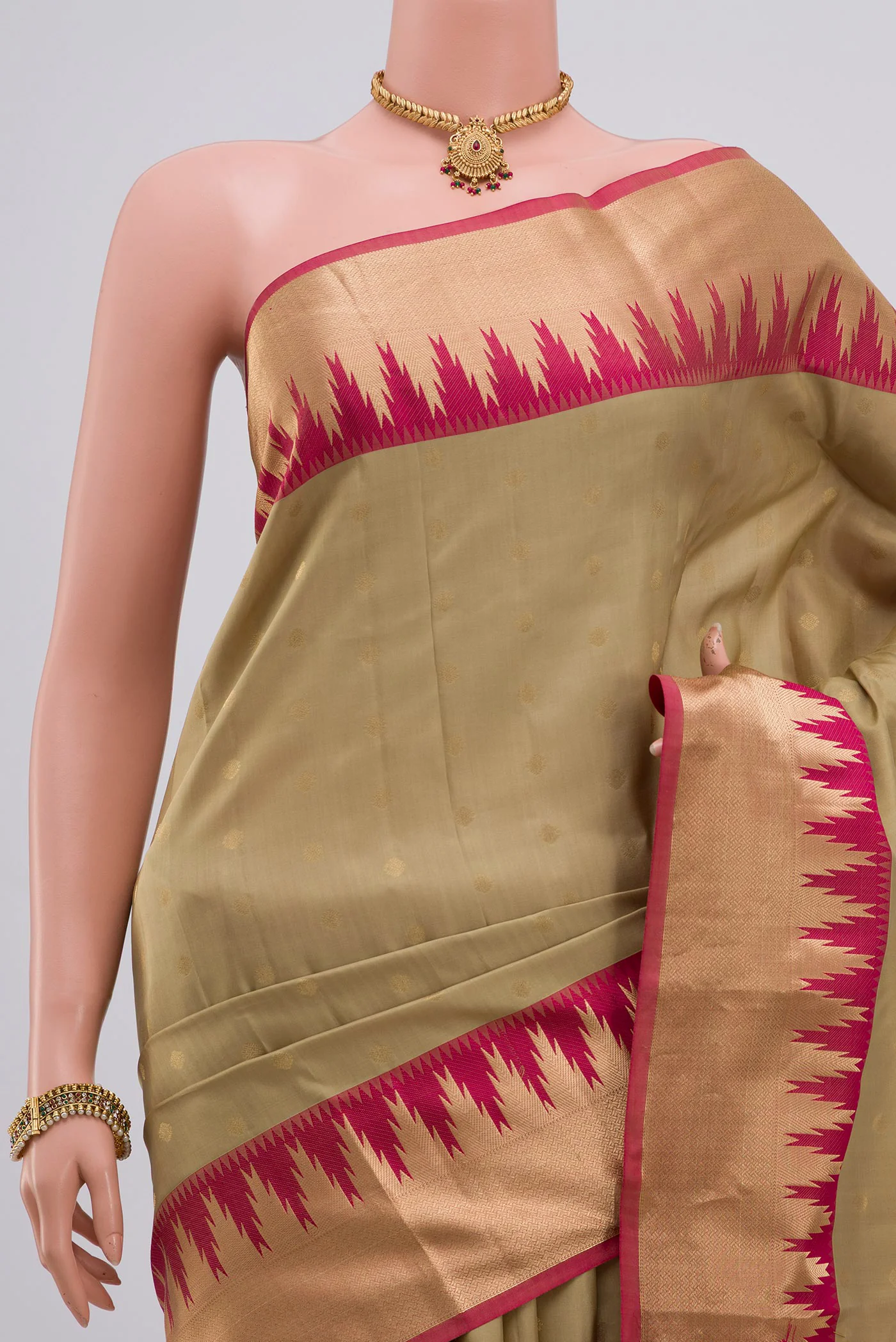 Beige Kanchipuram Silk Saree - Image 2