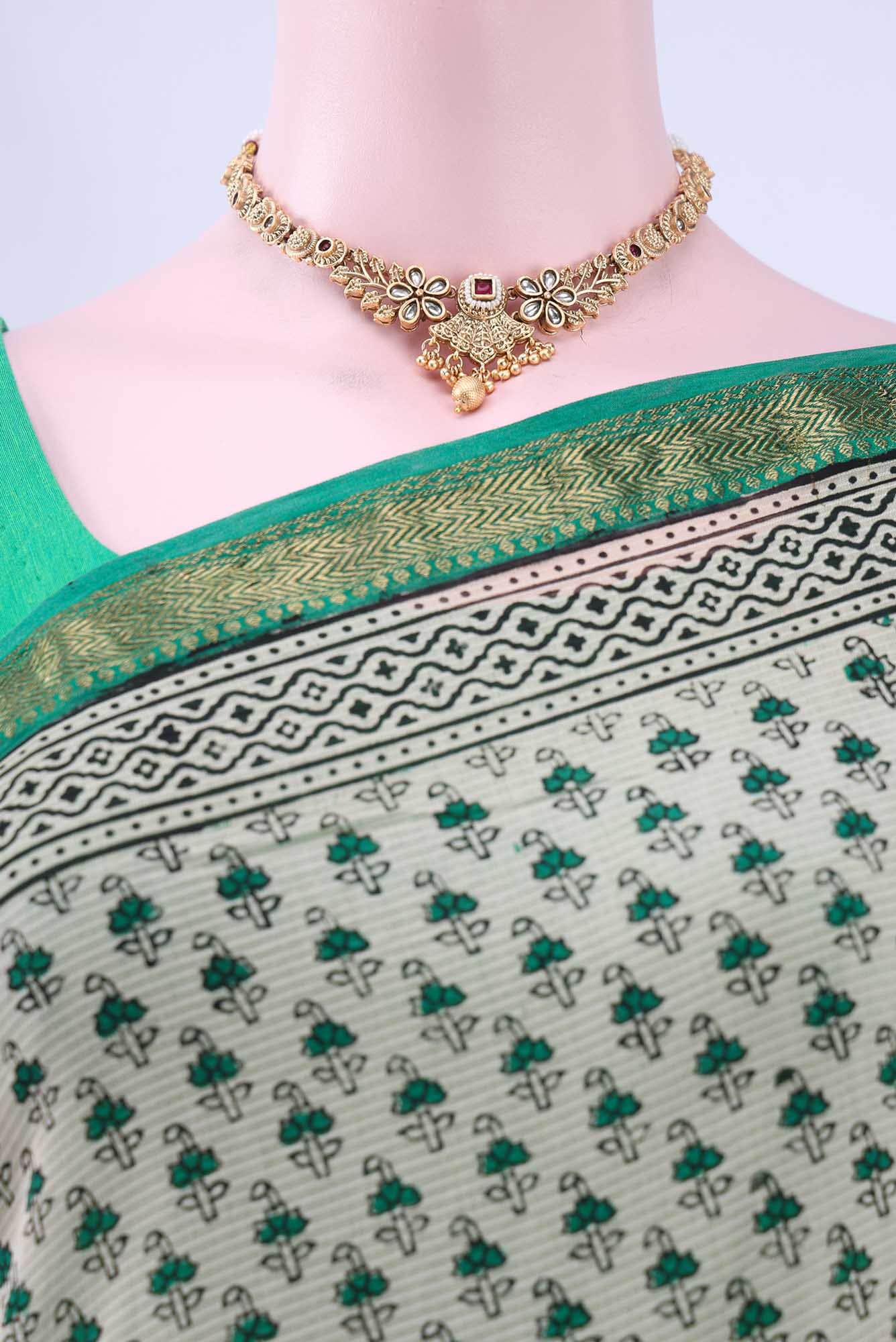 Beige Maheshwari Silk Cotton Saree - Image 2