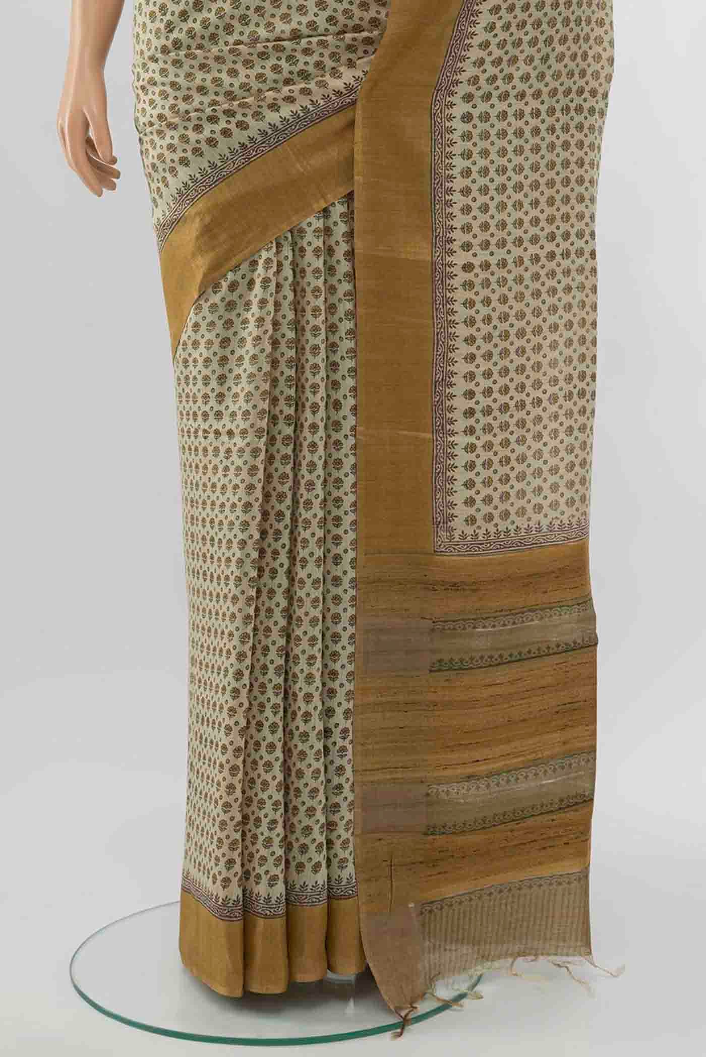 Beige Tussar Silk Saree - Image 3