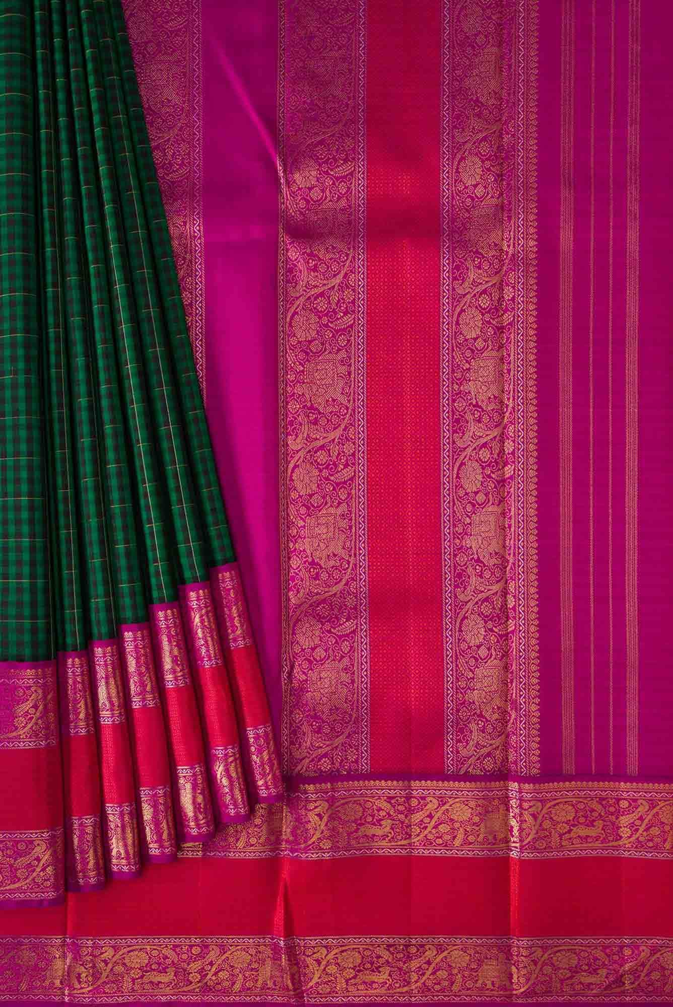 Pure Silk Pure Zari Black and Green Dual Tone Kanchipuram Saree - Image 2