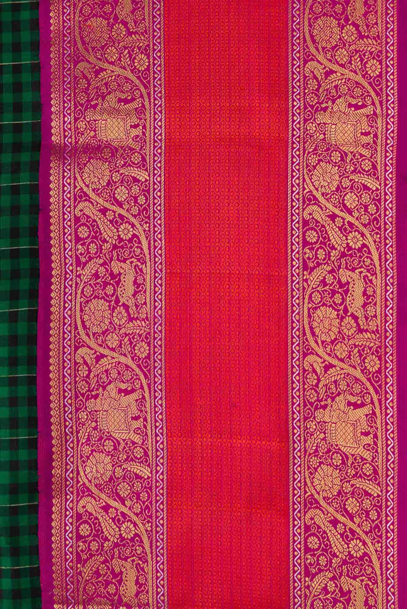 Pure Silk Pure Zari Black and Green Dual Tone Kanchipuram Saree - Image 5