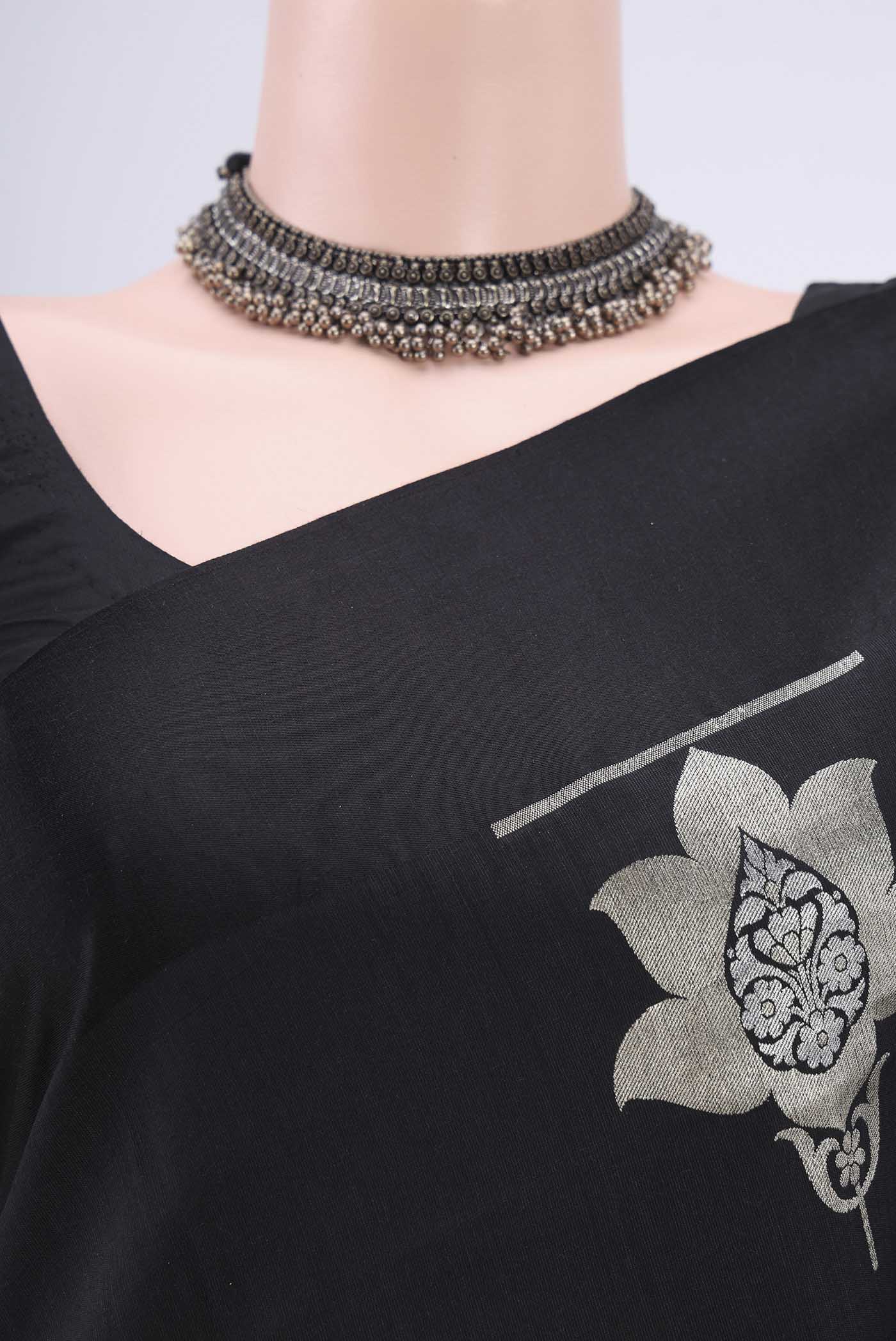 Black Banarasi Silk Saree - Image 2