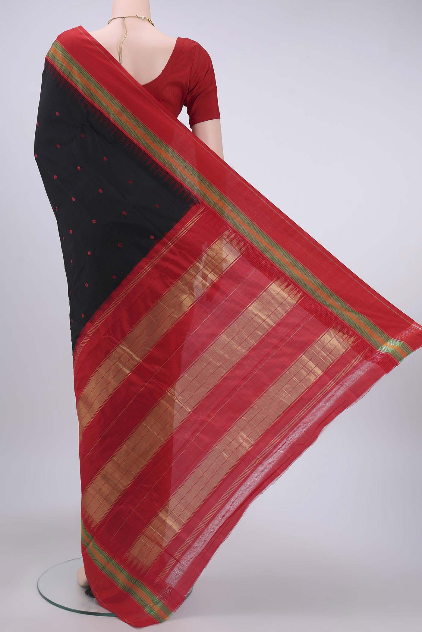 Black Bangalore Silk - kadyal Saree - Image 3