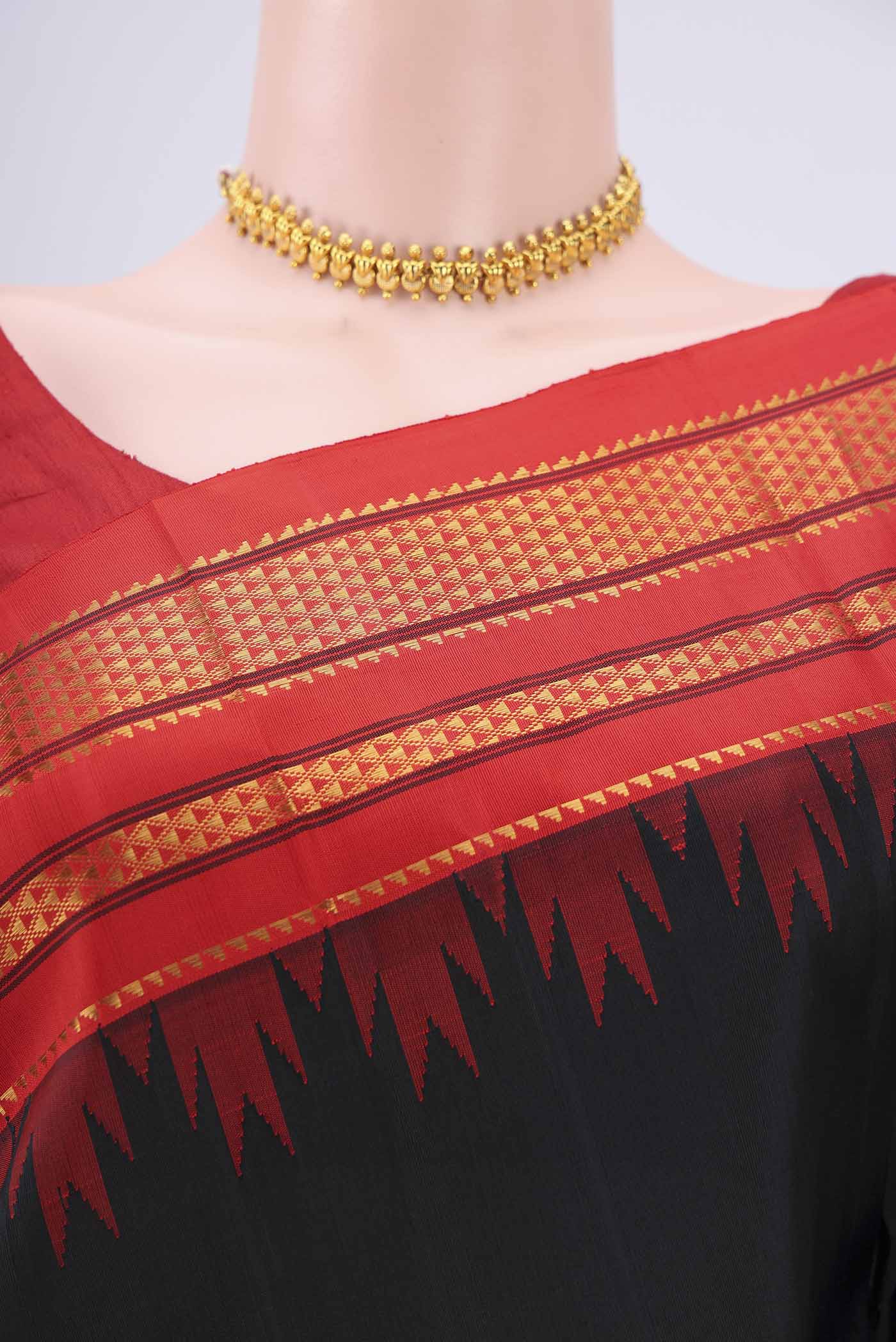 Black Bangalore Silk Saree - Image 2