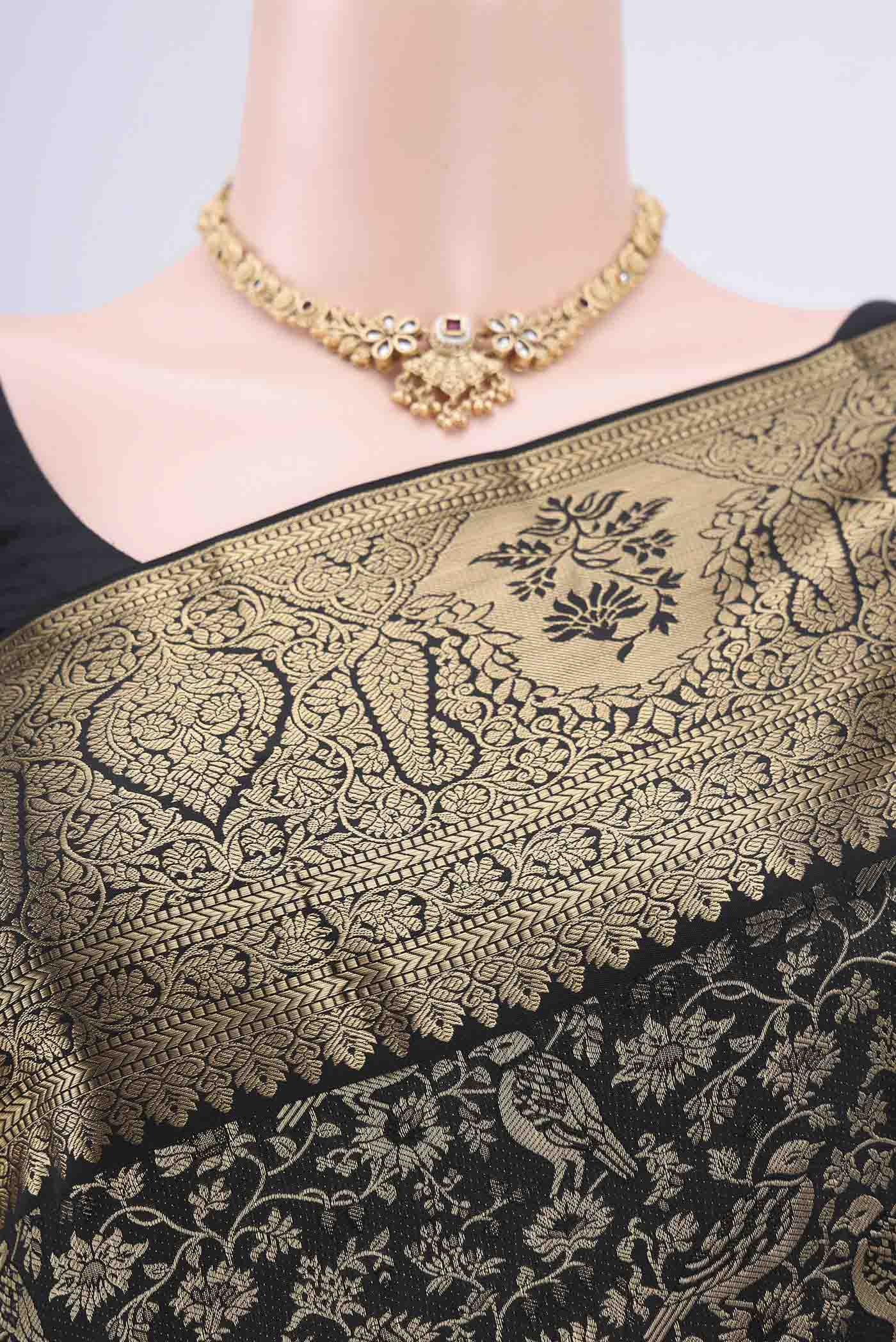 Black Bangalore Silk Saree - Image 2