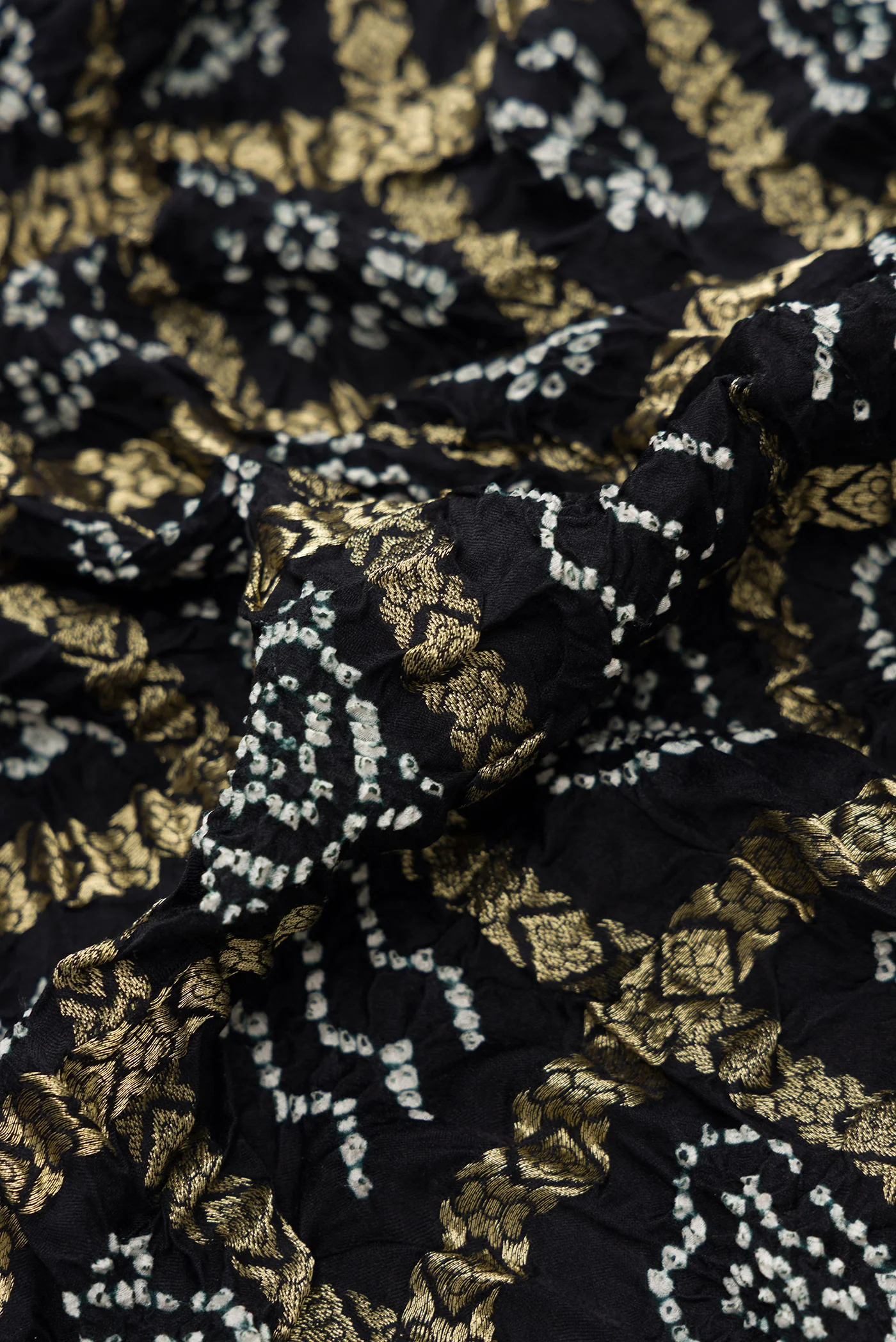 Black Bandhani Silk Saree - Image 2