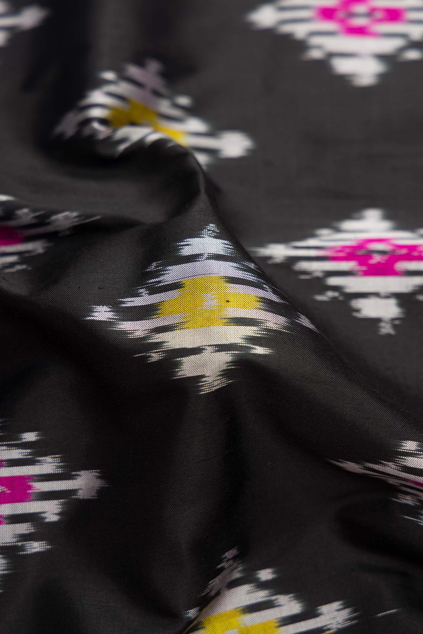 Black Pochampally Silk Saree - Image 2