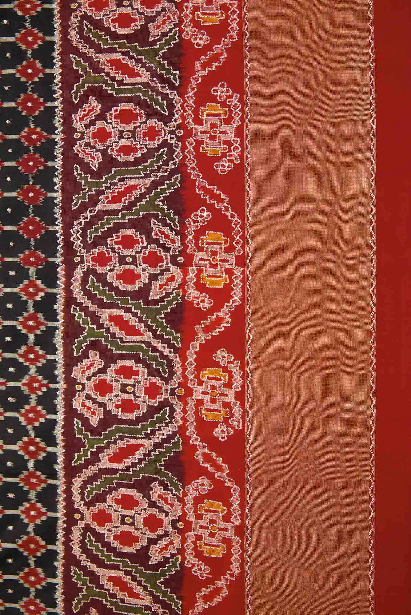 Pure Silk Pure Zari Black Dual Tone Double Ikat Saree - Image 6