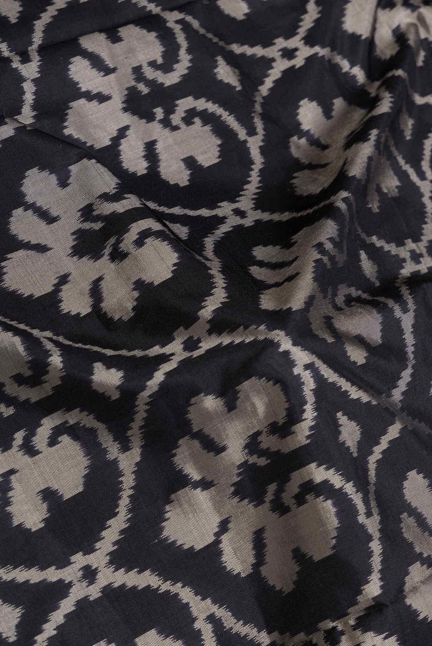 Black Dual Tone Double Ikat Saree - Image 3