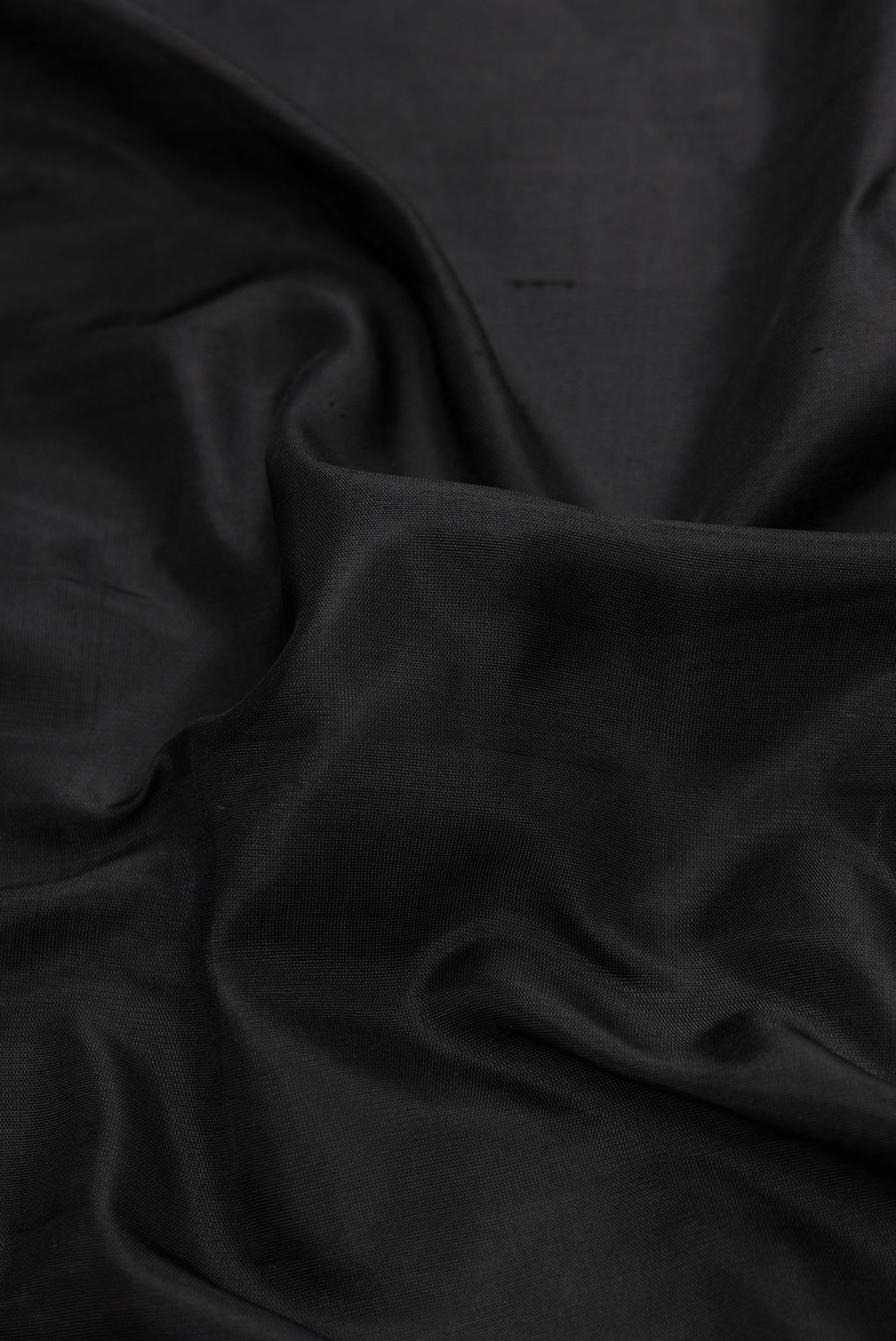 Black Gadwal Silk Saree - Image 2