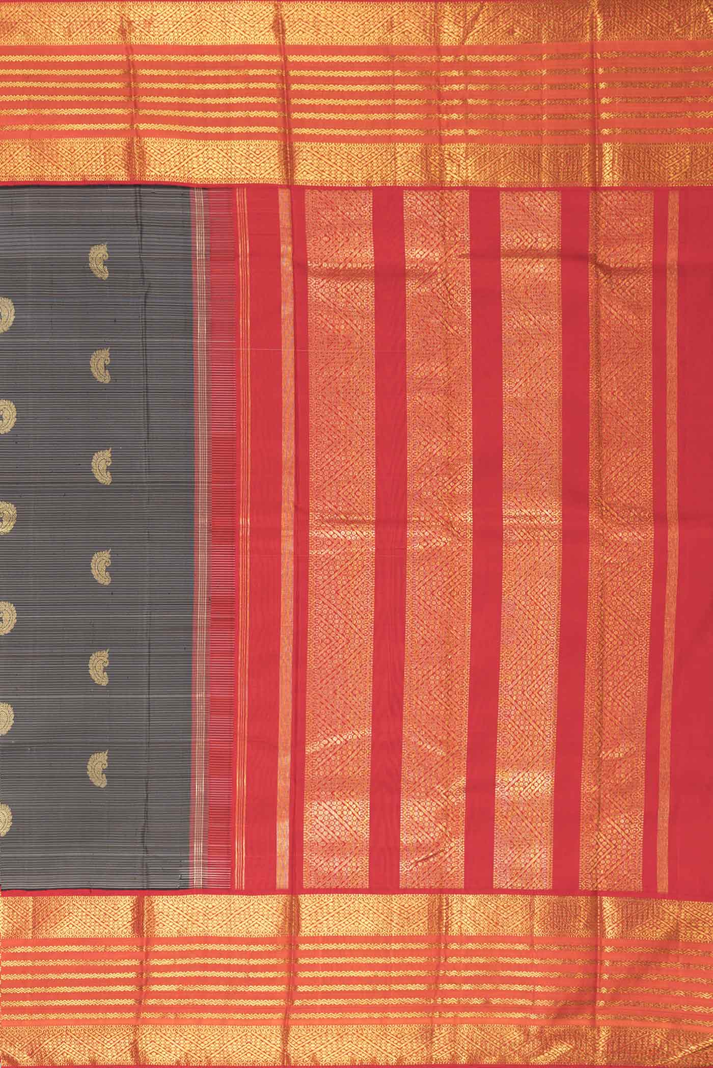 Black Dual Tone Kanjivaram Saree - Image 7