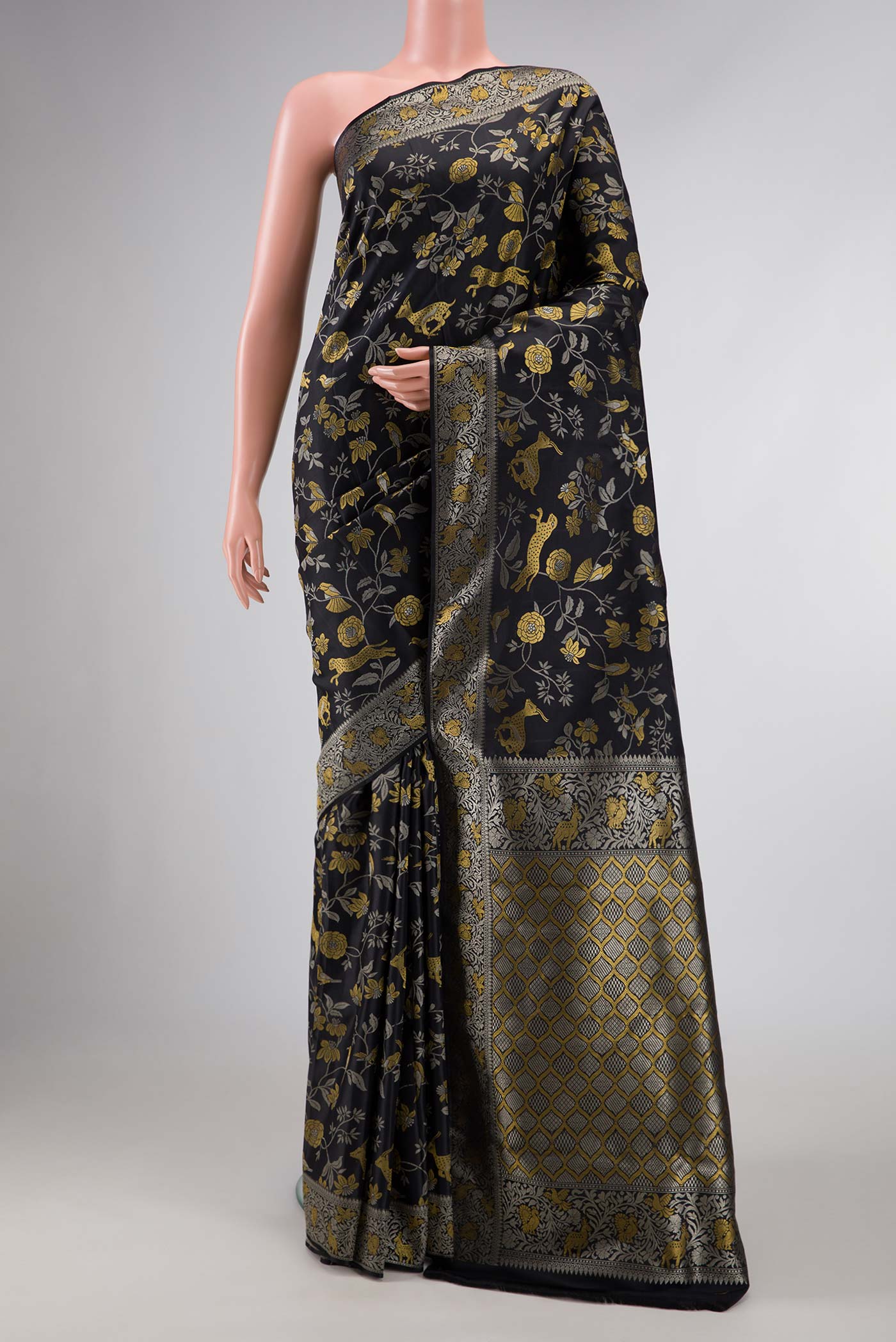 Black Dual Tone Kanjivaram Silk Saree