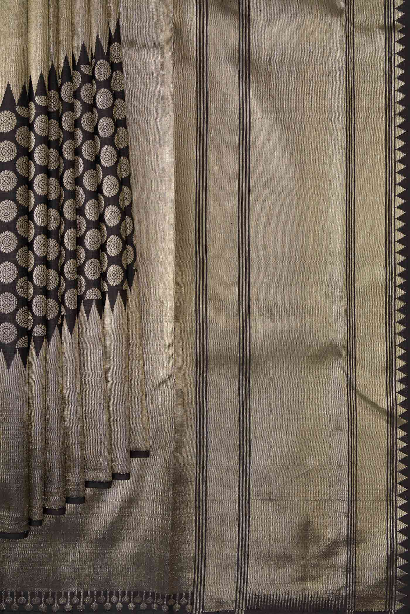 Black Dual Tone Kanchipuram Silk Saree - Image 4