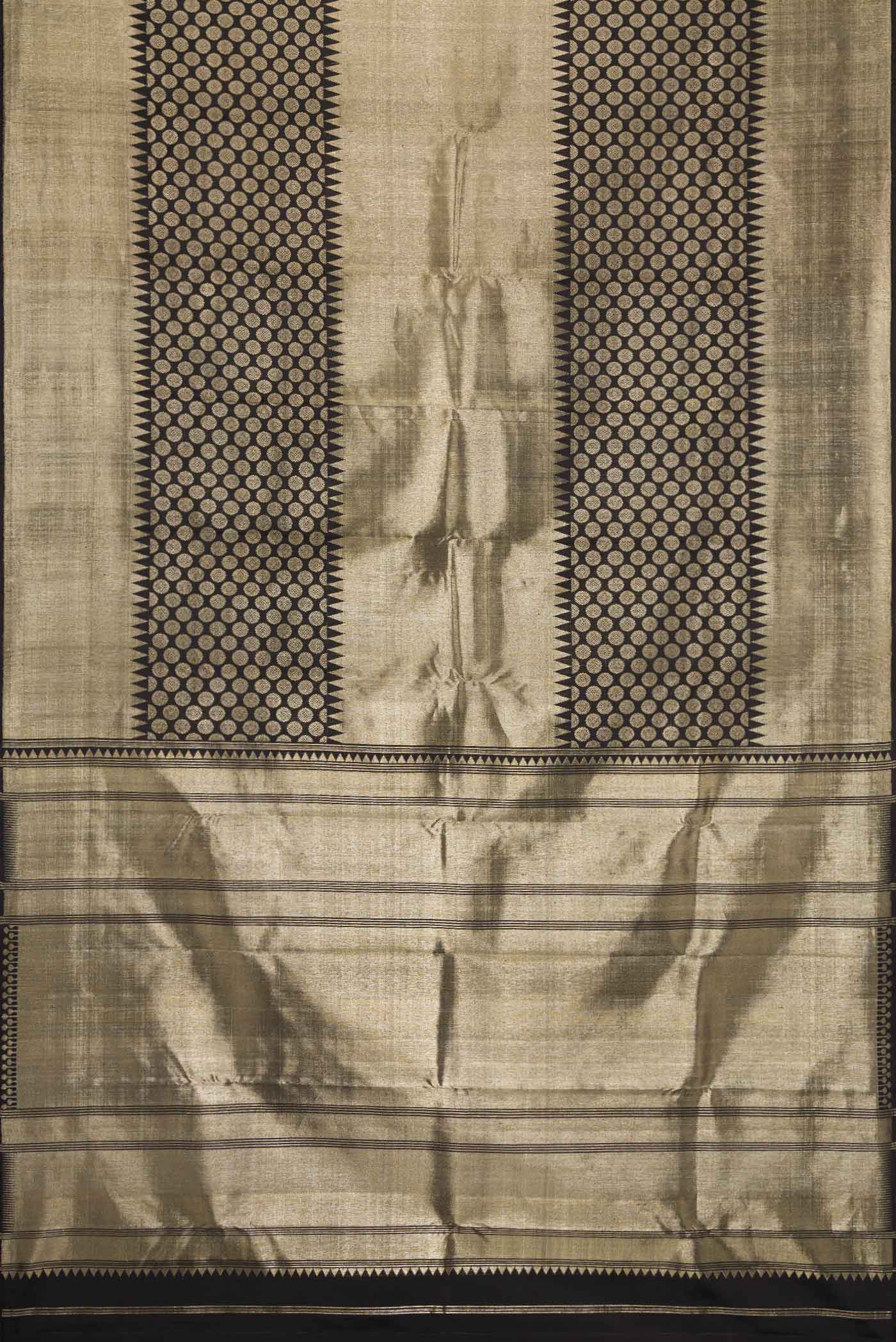 Black Dual Tone Kanchipuram Silk Saree - Image 6