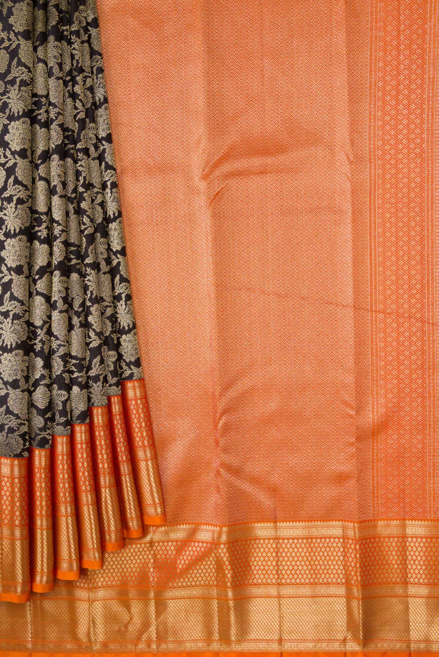 Black Kanjivaram Silk Saree - Image 4