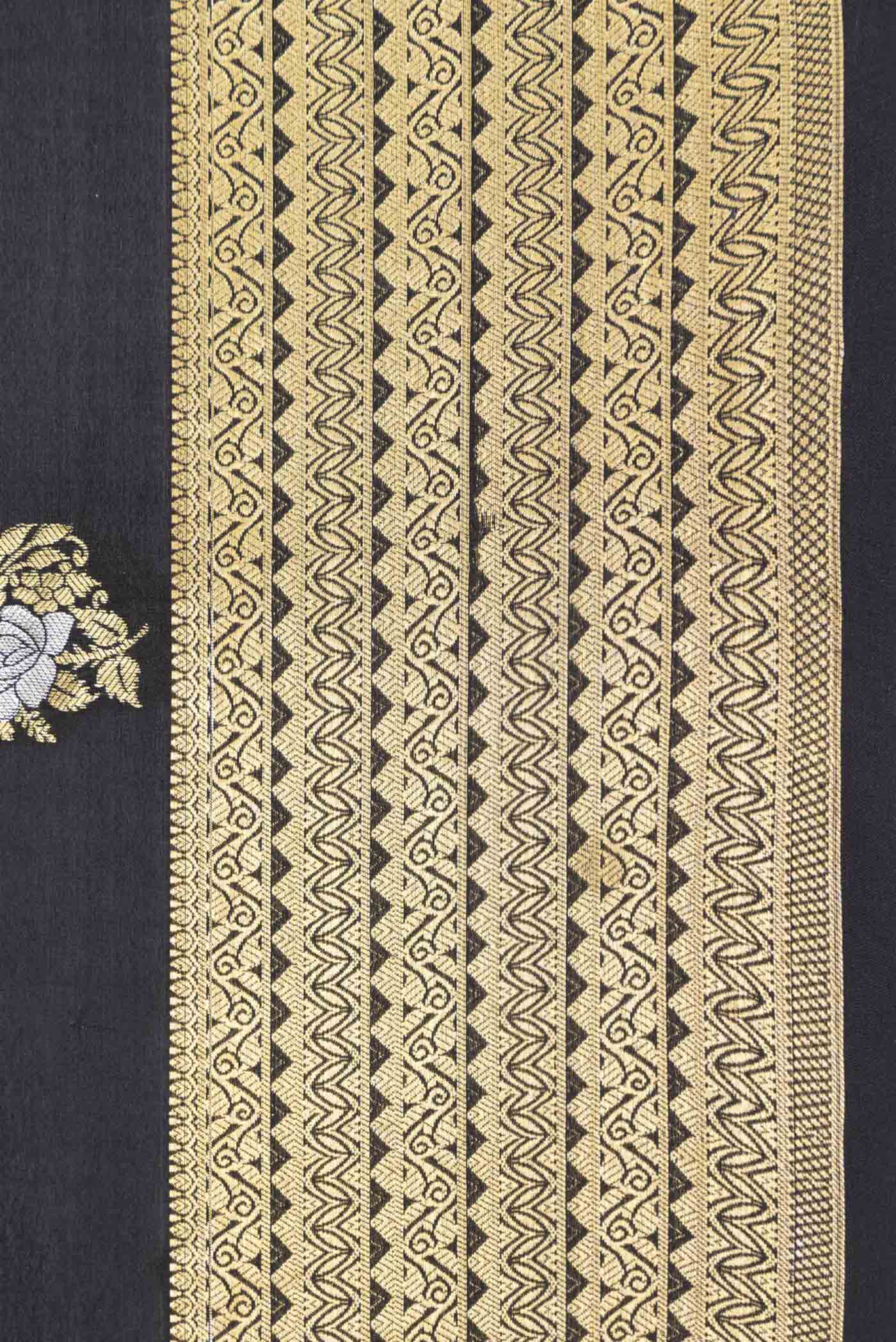 Black Dual Tone Mysore Crepe Saree - Image 3
