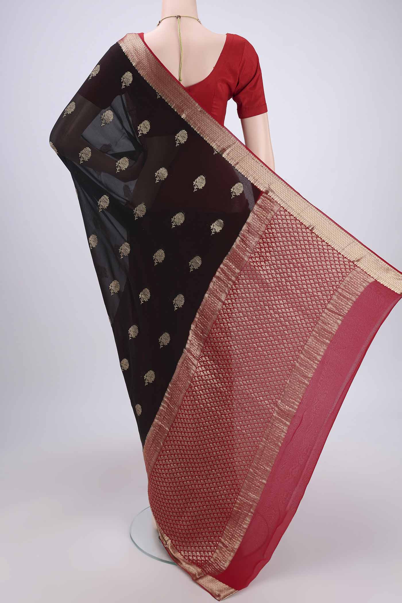 Black Dual Tone Mysore Georgette Saree - Image 3