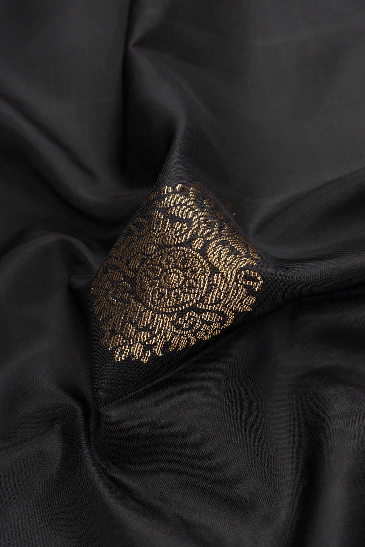 Black Soft Silk Saree - Image 2