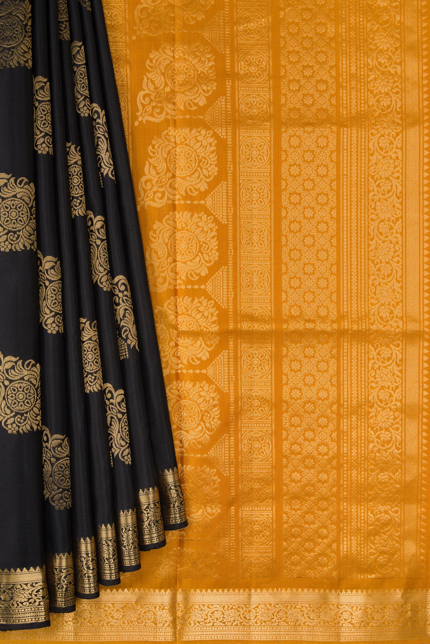 Black Soft Silk Saree - Image 4