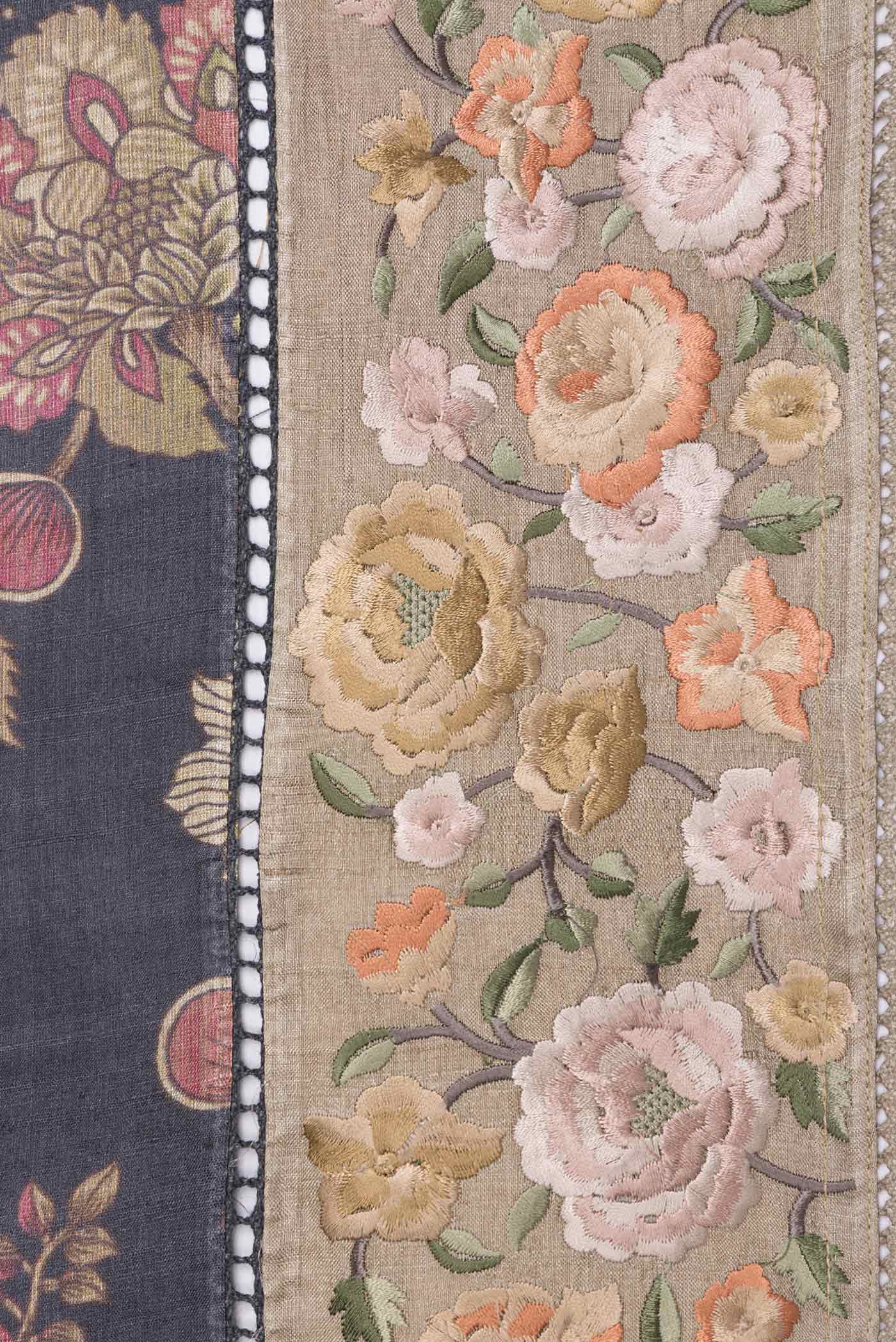 Black Dual Tone Tussar Saree - Image 3