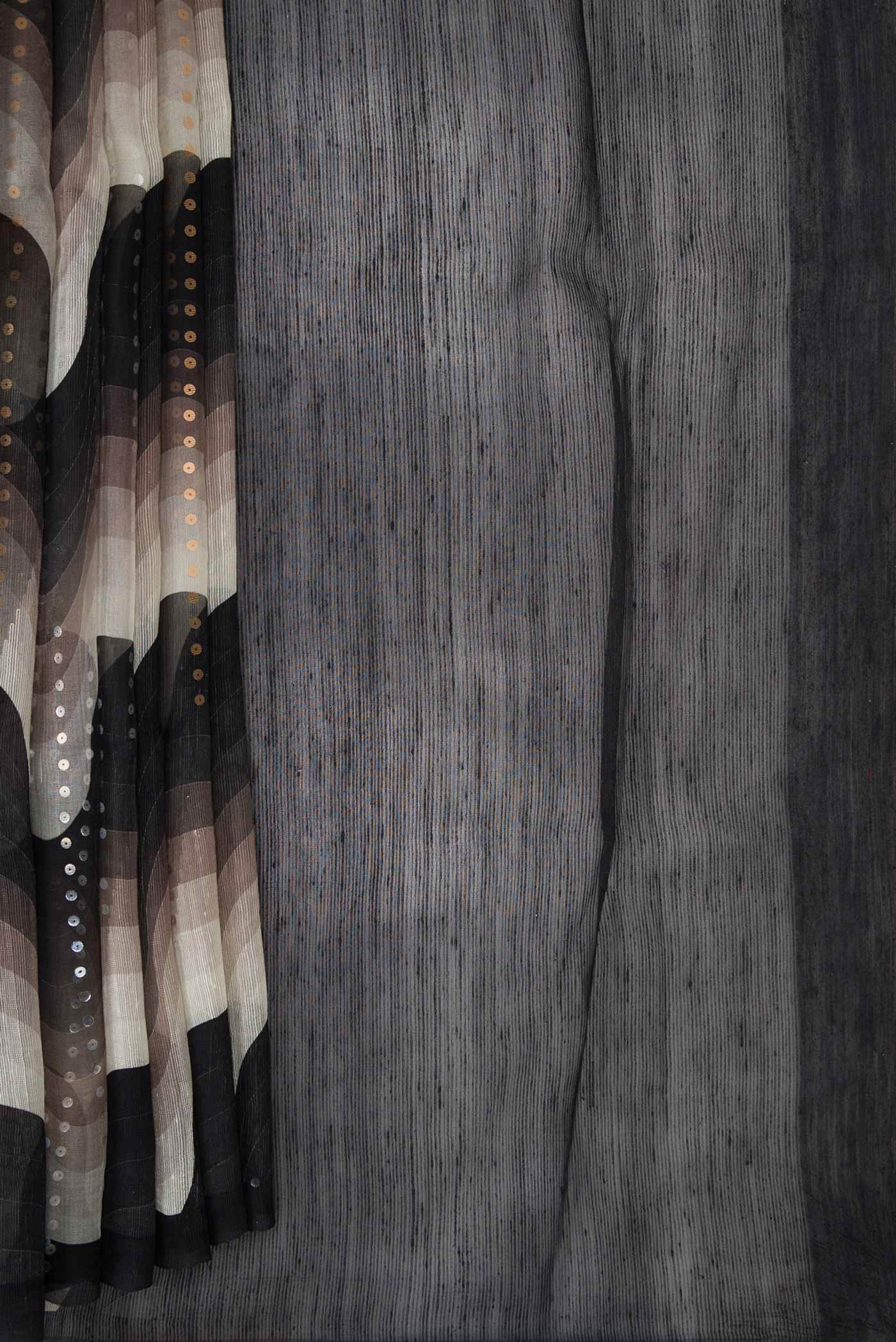 Black Dual Tone Tussar Silk Saree - Image 3