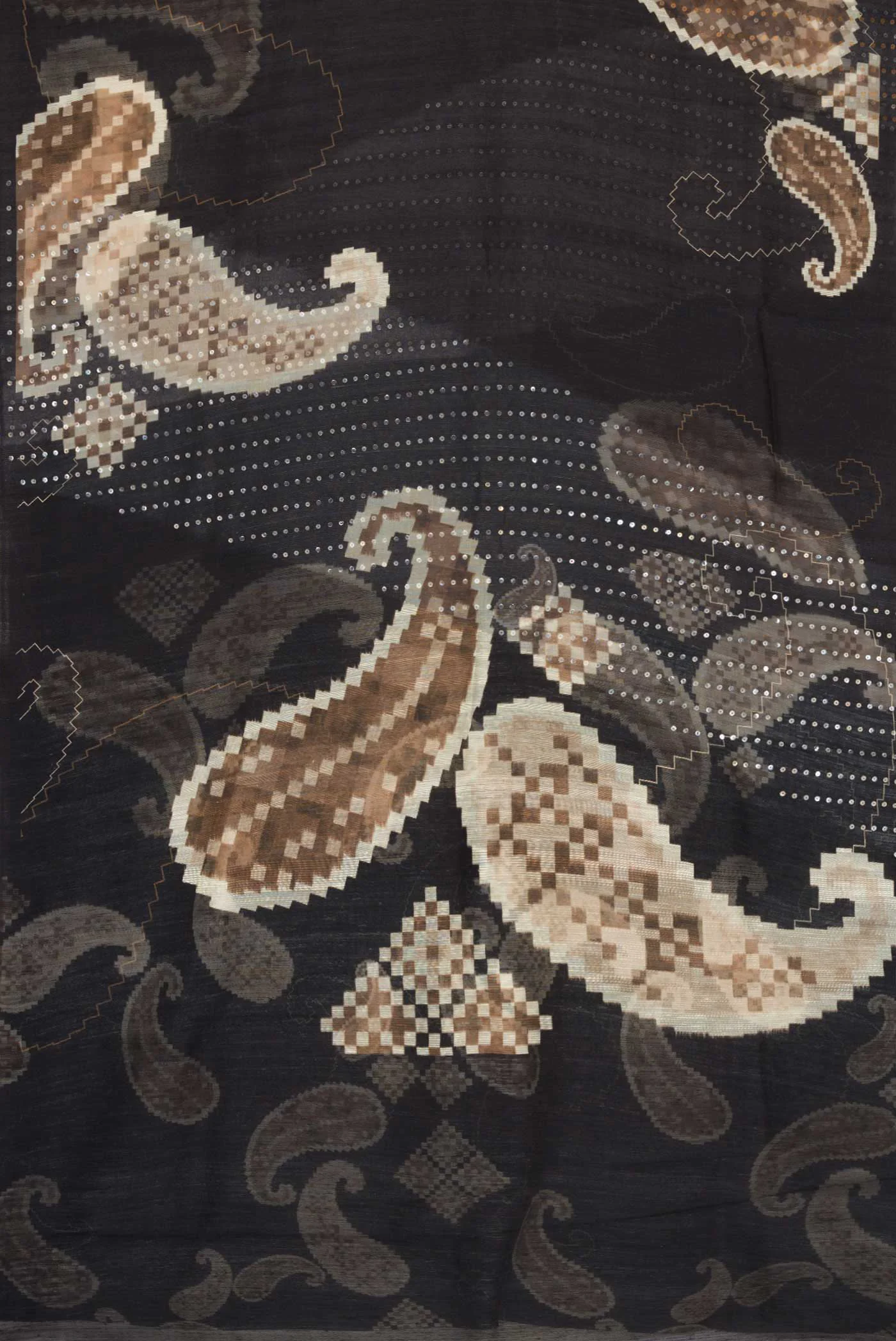 Black Dual Tone Tussar Silk Saree - Image 5