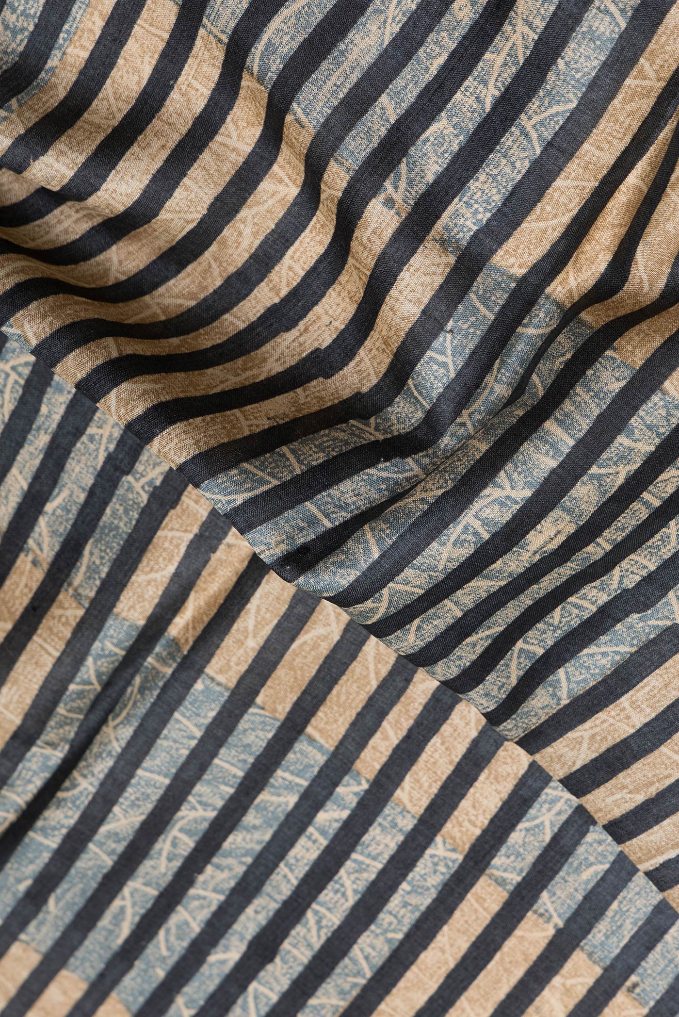 Multi Color Tussar Silk Saree - Image 2