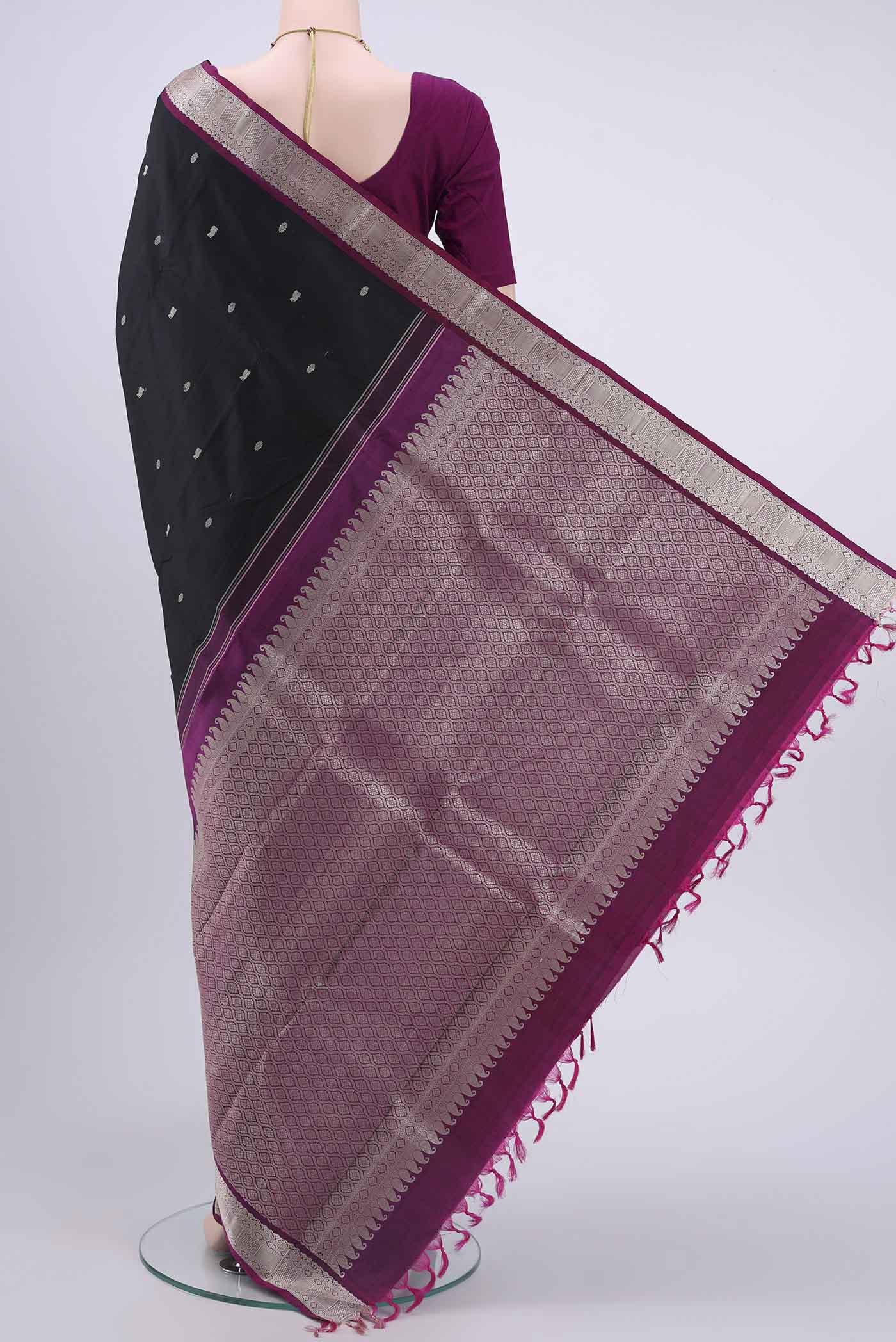 Black Kanchipuram Silk Saree - Image 3