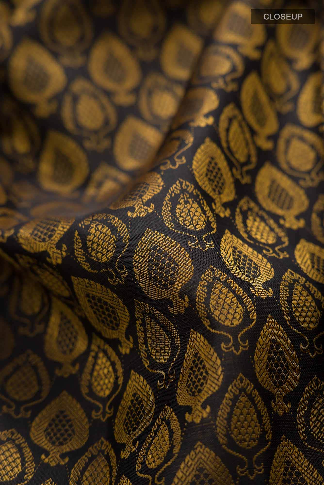 Black Kanjivaram Silk Saree - Image 3