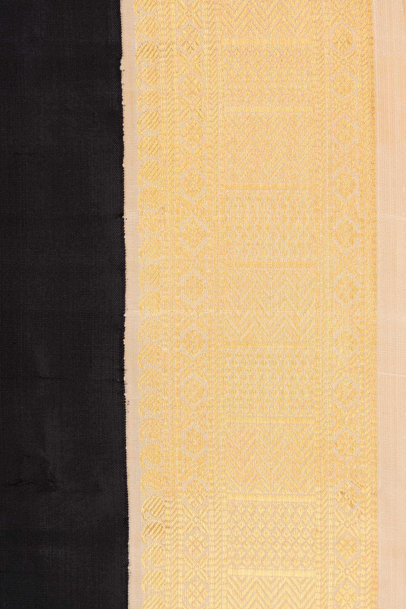 Pure Silk Pure Zari Black Kanjivaram Saree - Image 5