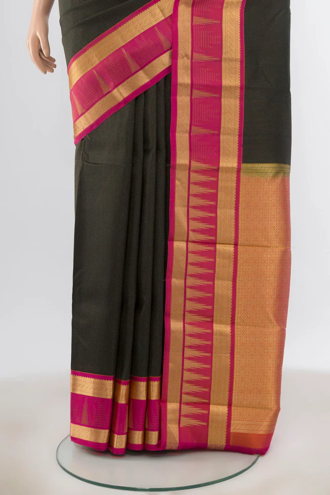Black Kanjivaram Silk Saree - Image 3