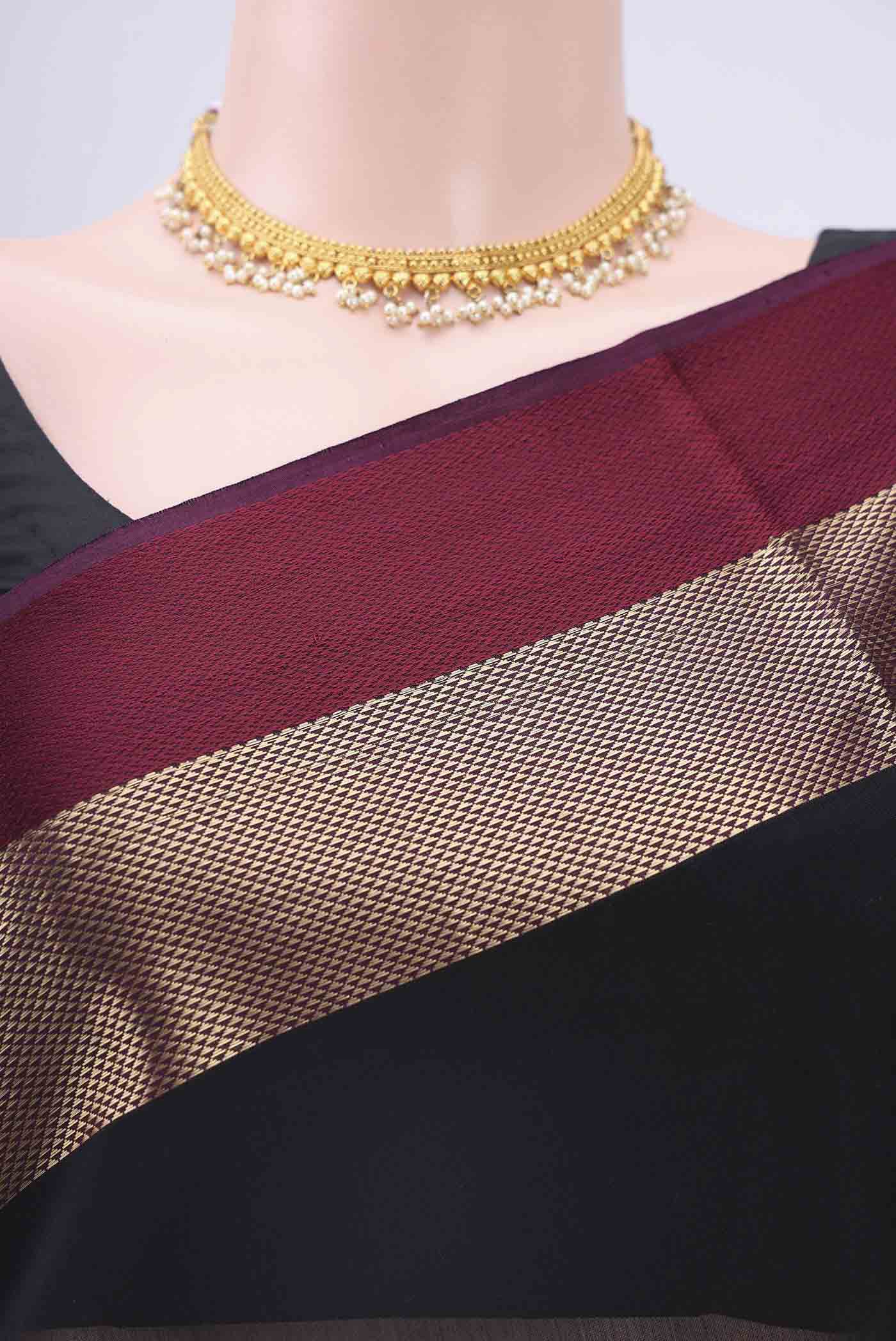 Black Maheshwari Silk Cotton Saree - Image 2