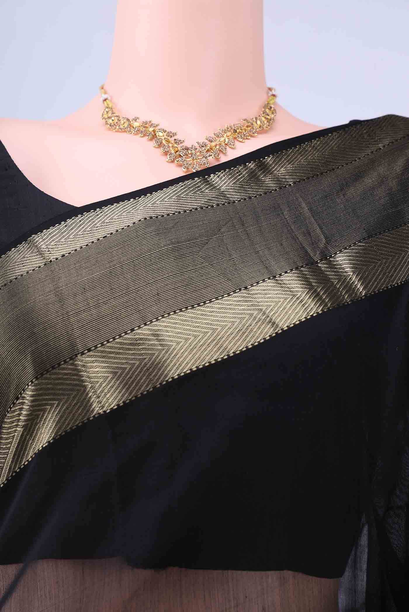 Black Maheshwari Silk Saree - Image 3