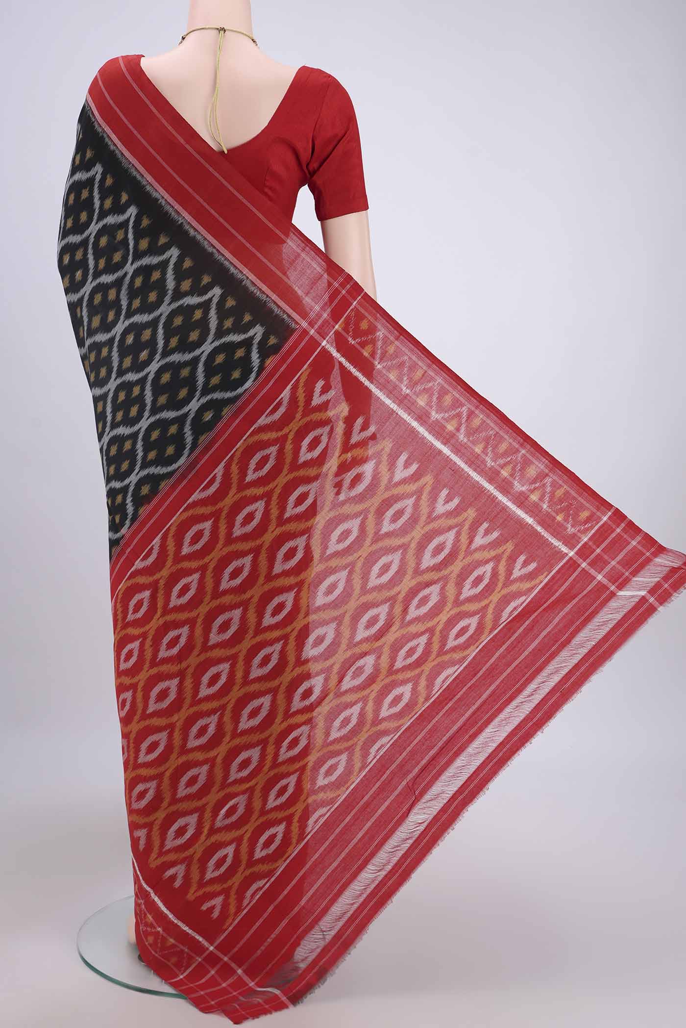 Black Pochampally Cotton Saree - Image 3