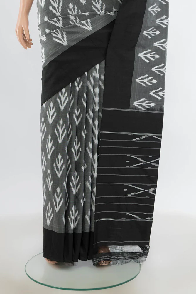 Davys Grey Pochampally Silk Saree - Image 3
