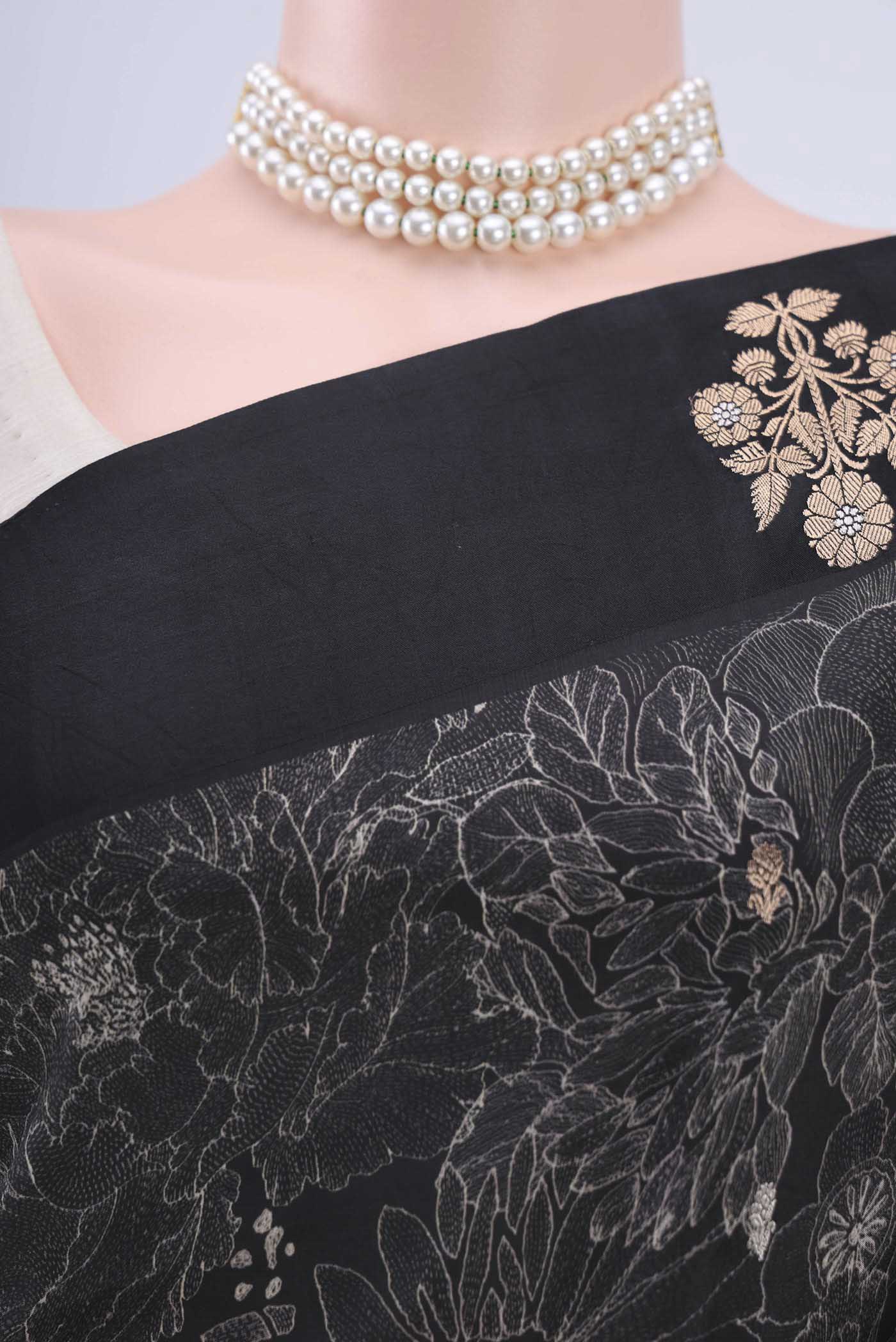 Black Printed Silk Saree - Image 2