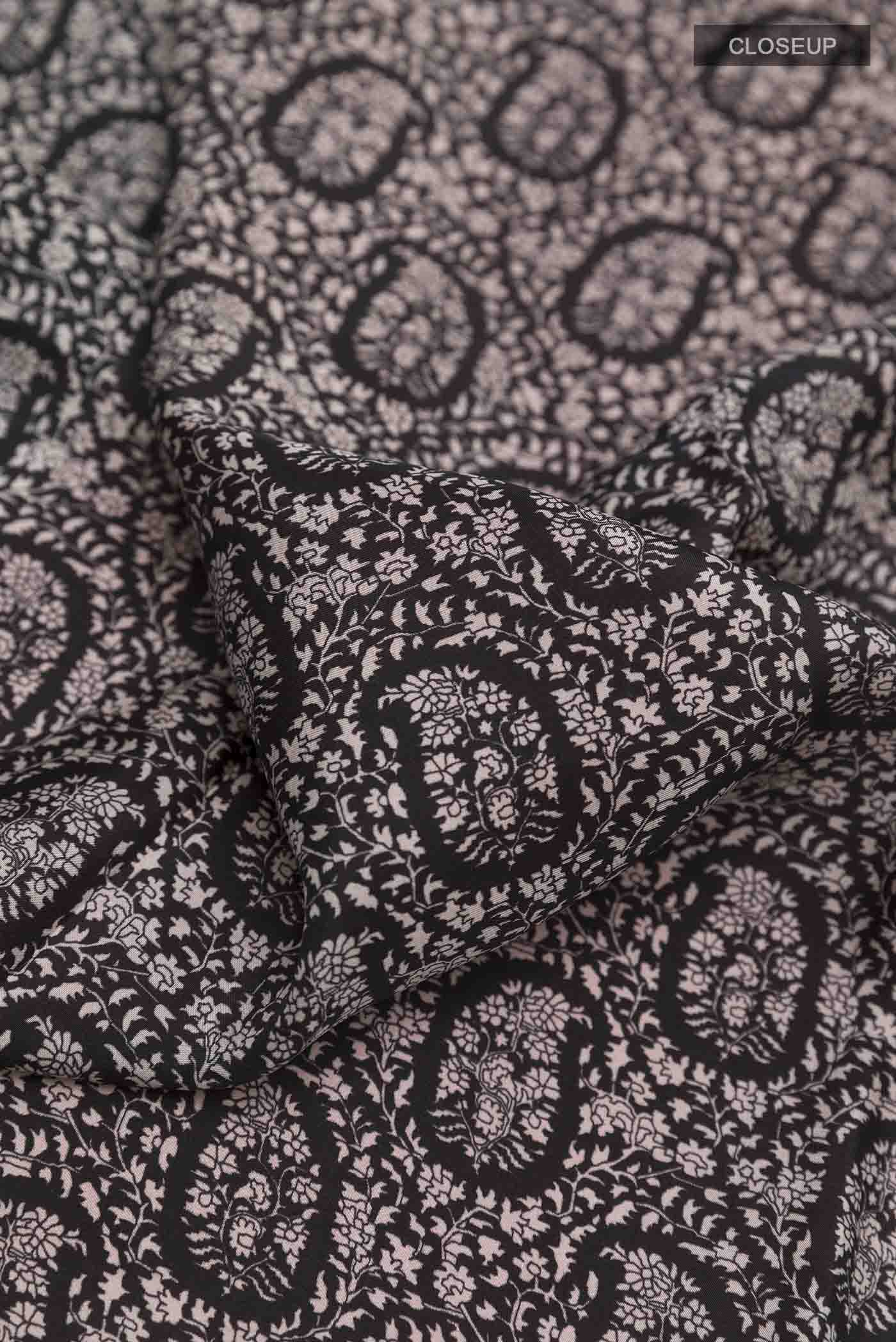 Black Printed Silk Saree - Image 2