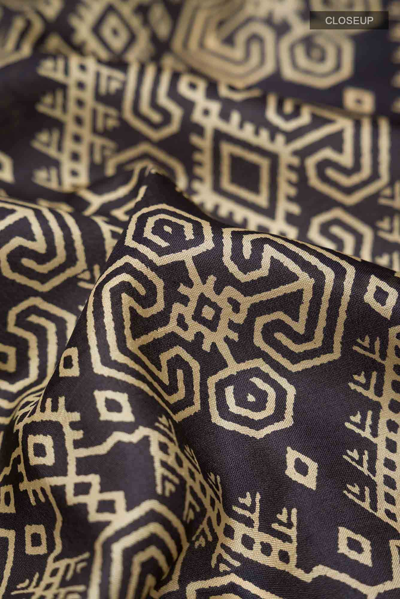 Black Printed Silk Saree - Image 2