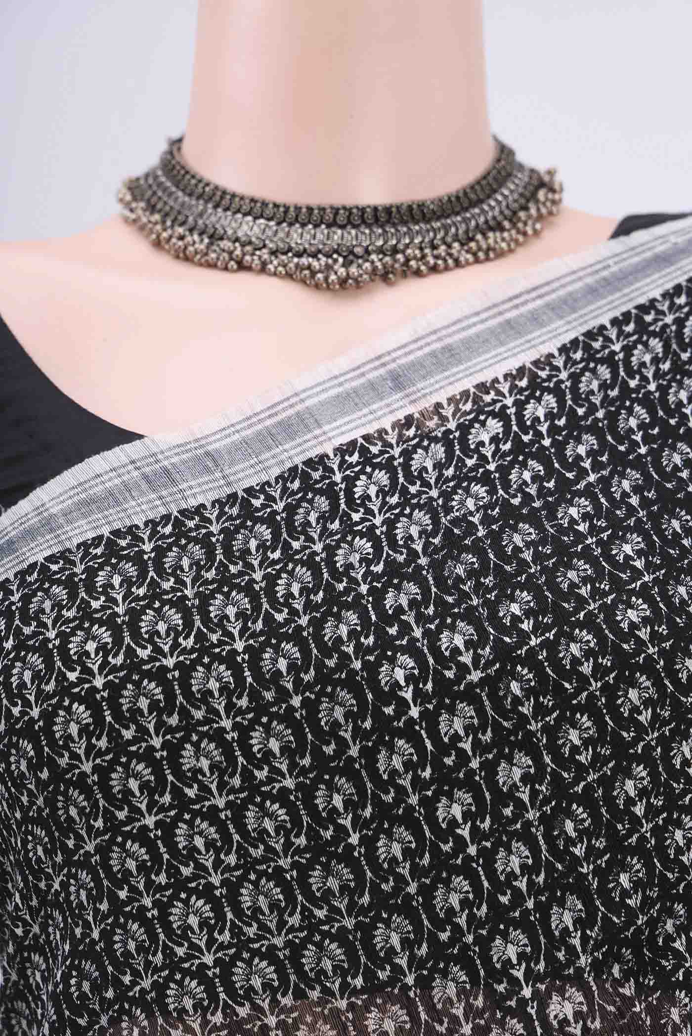 Black Tussar Silk Saree - Image 2