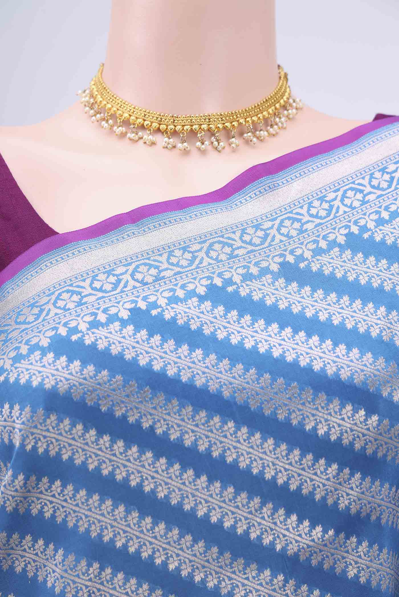 Blue Dual Tone Banarasi Silk Saree - Image 2