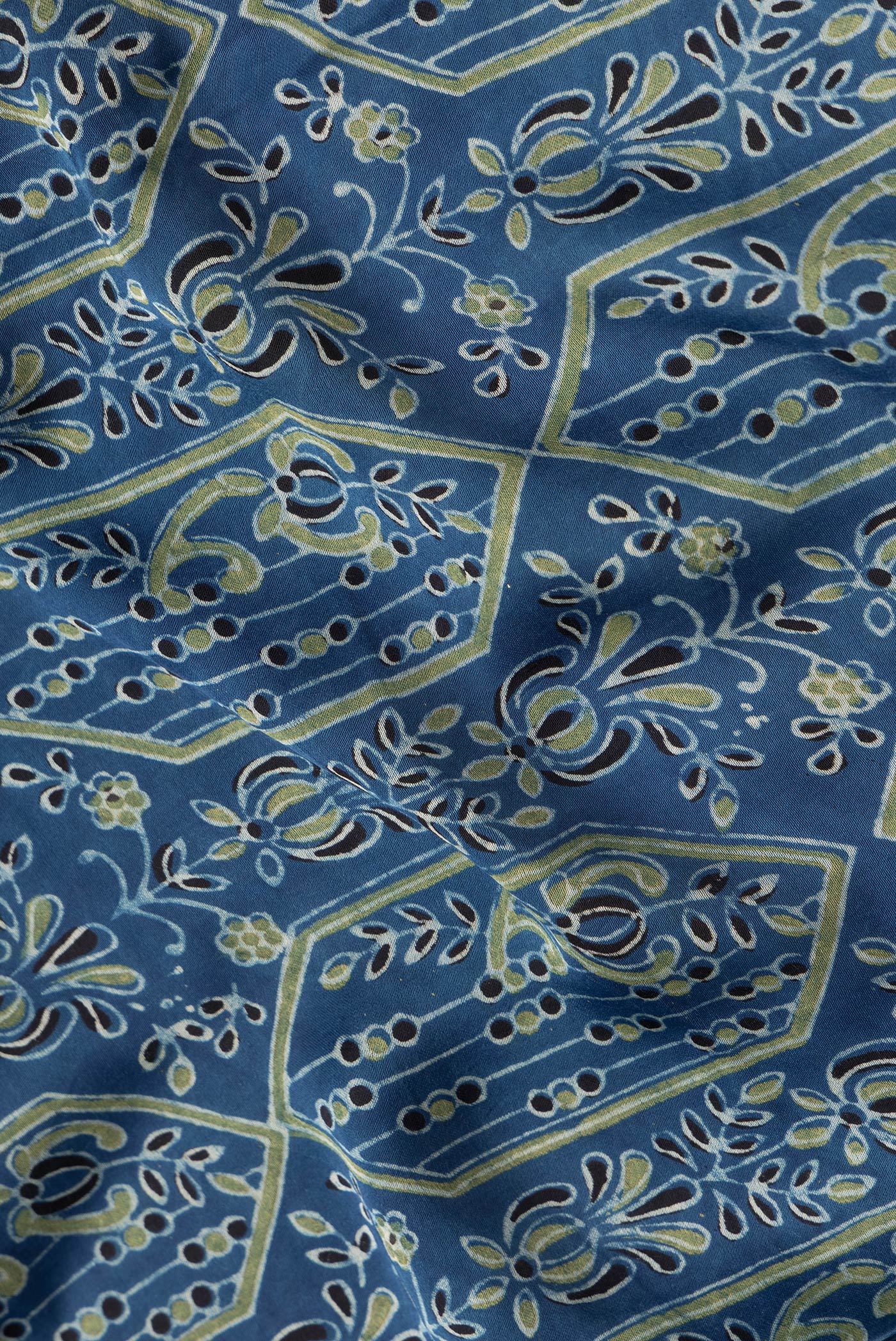 Blue Blended Satin Silk Saree - Image 2