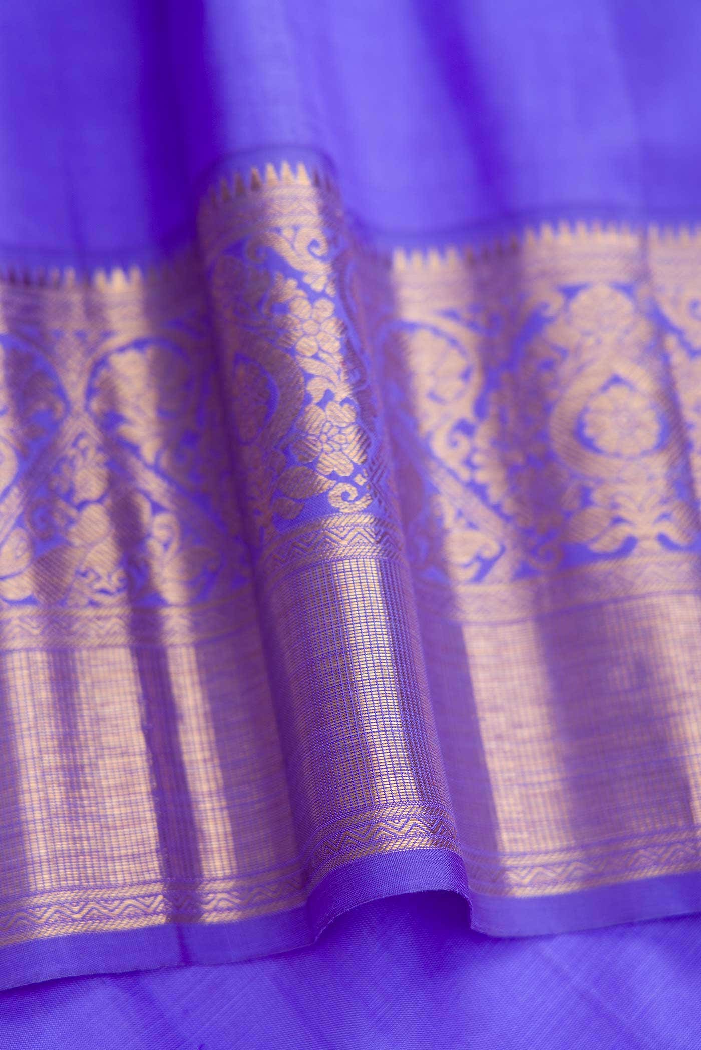 Pure Silk Pure Zari Blue Dual Tone Kanjivaram Tissue Saree - Image 6